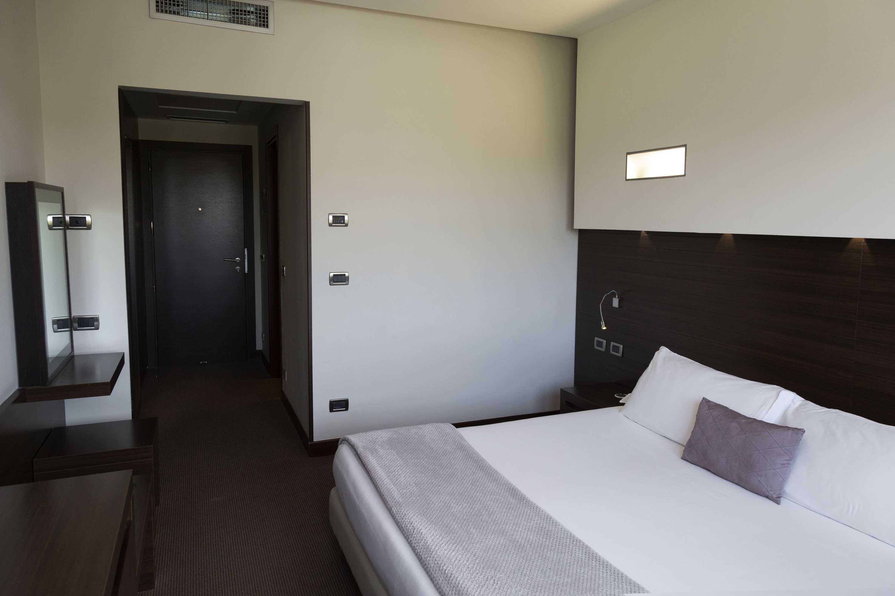 Gift card for IH Hotels Pomezia Selene Gift card for IH Hotels Pomezia Selene