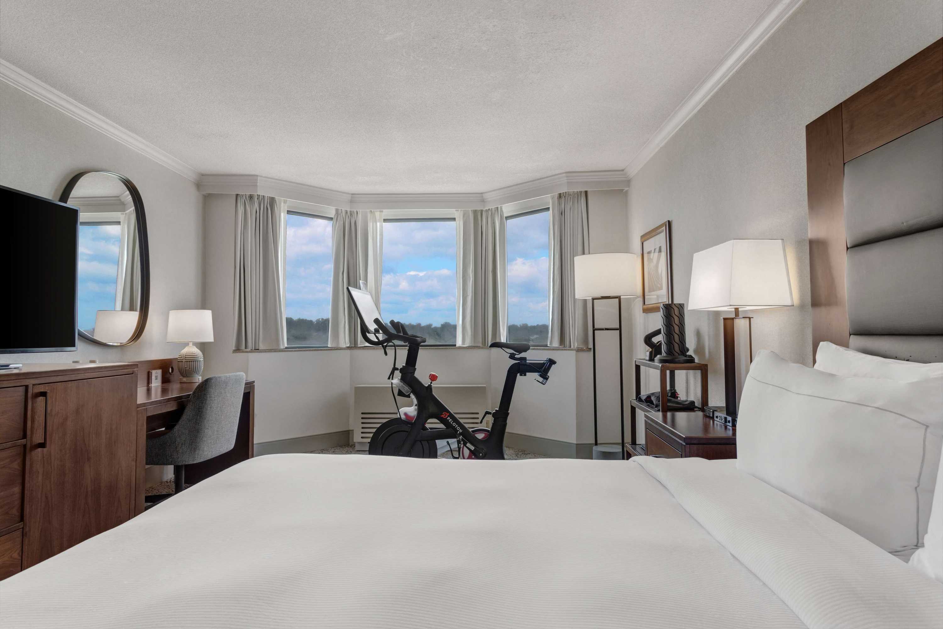 Gift card for Hilton Arlington National Landing Gift card for Hilton Arlington National Landing