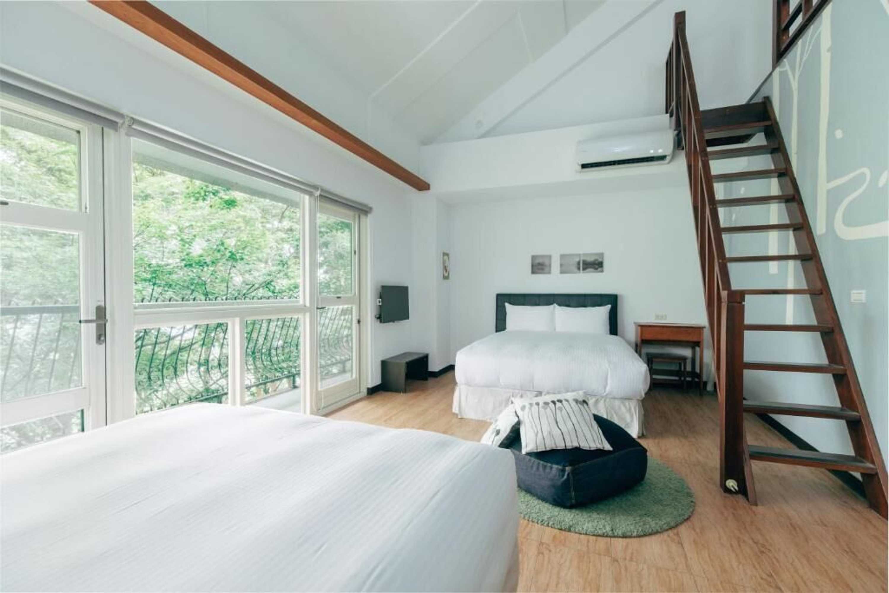 Gift card for Lvbolang by Reindeer, Sanyi