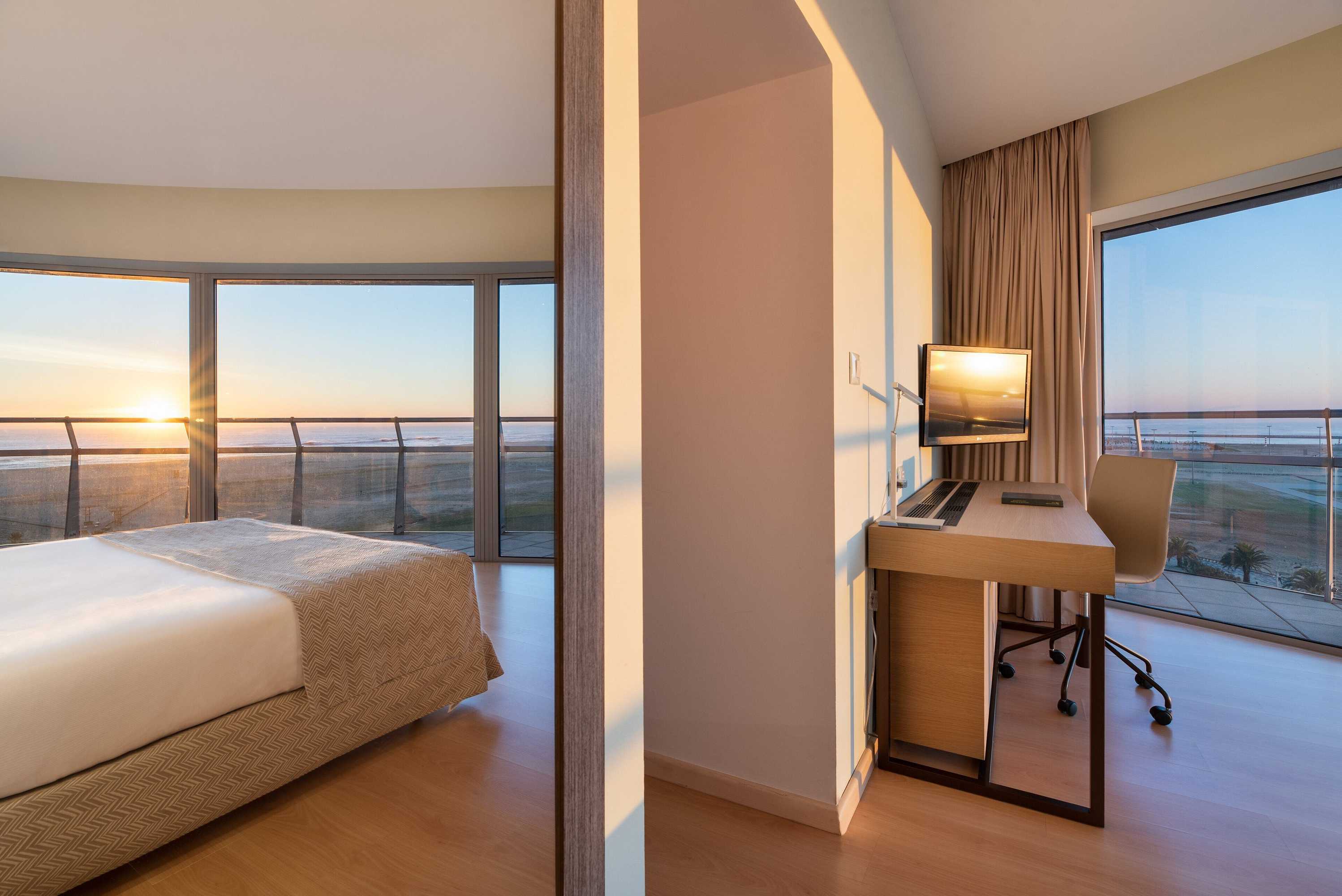 Gift card for Eurostars Oasis Plaza Hotel