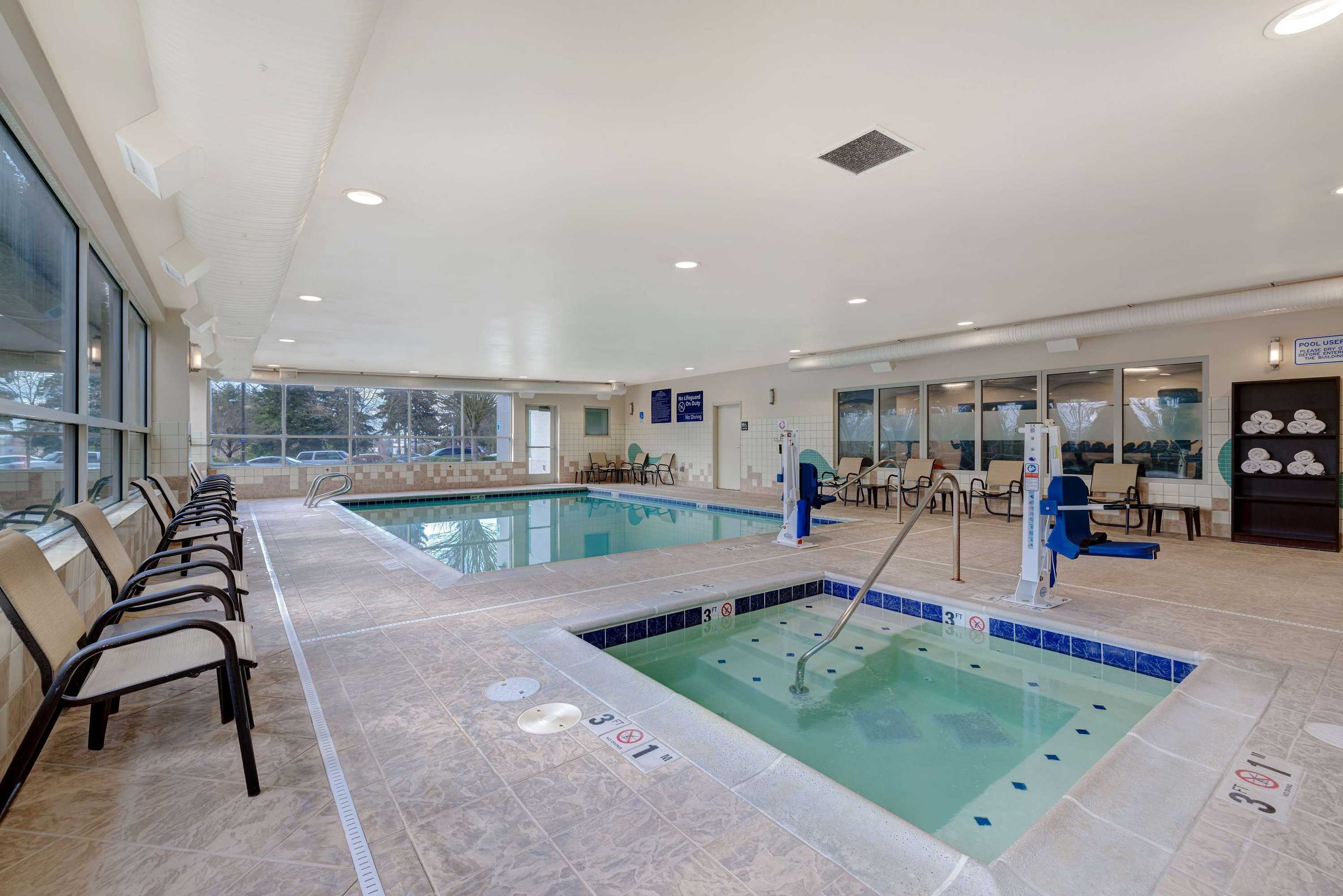 Gift card for Hampton Inn & Suites Seattle/federal Way Gift card for Hampton Inn & Suites Seattle/federal Way