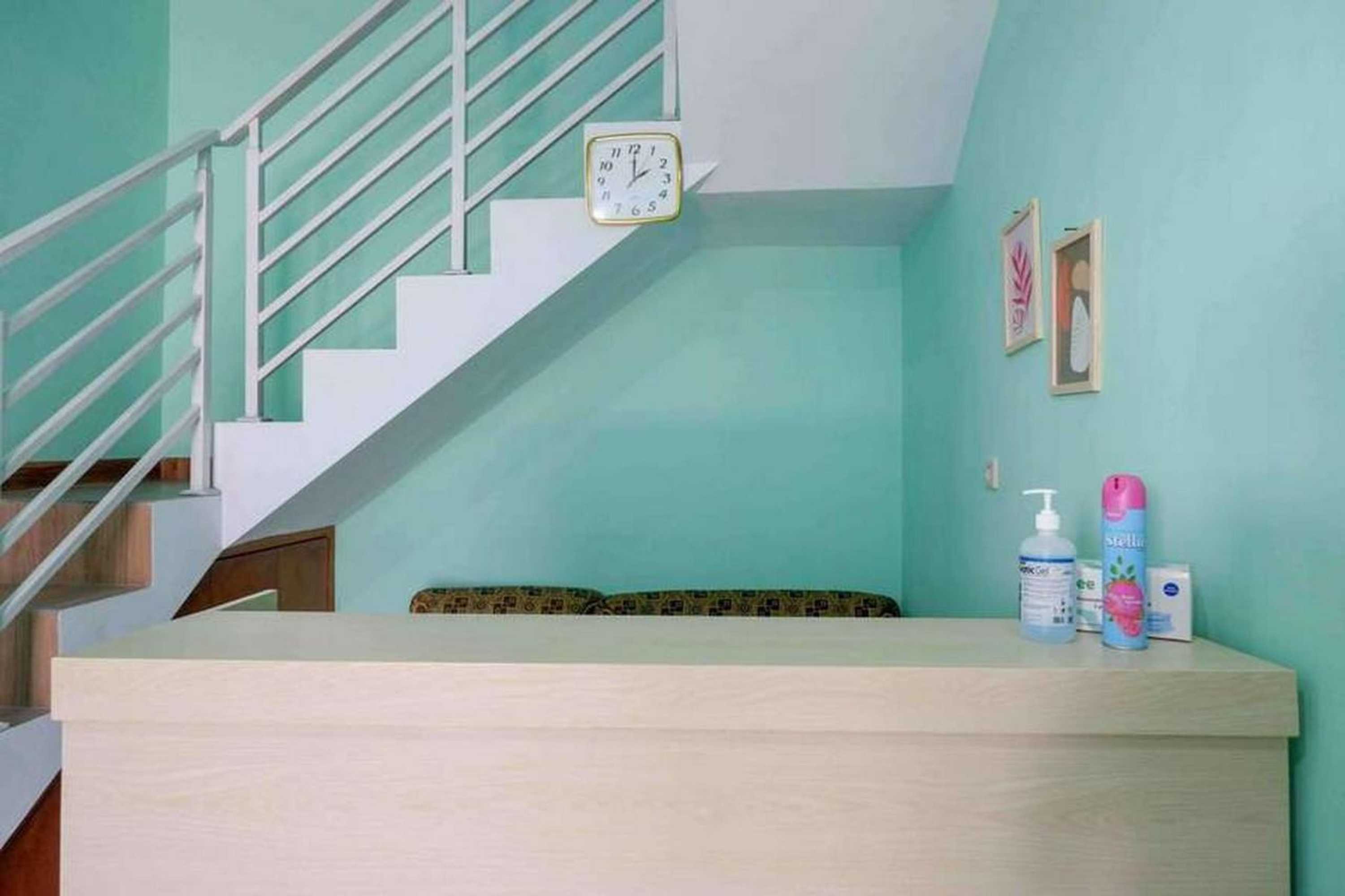 Gift card for Griya Zukarnaen Syariah Mitra Reddoorz Gift card for Griya Zukarnaen Syariah Mitra Reddoorz