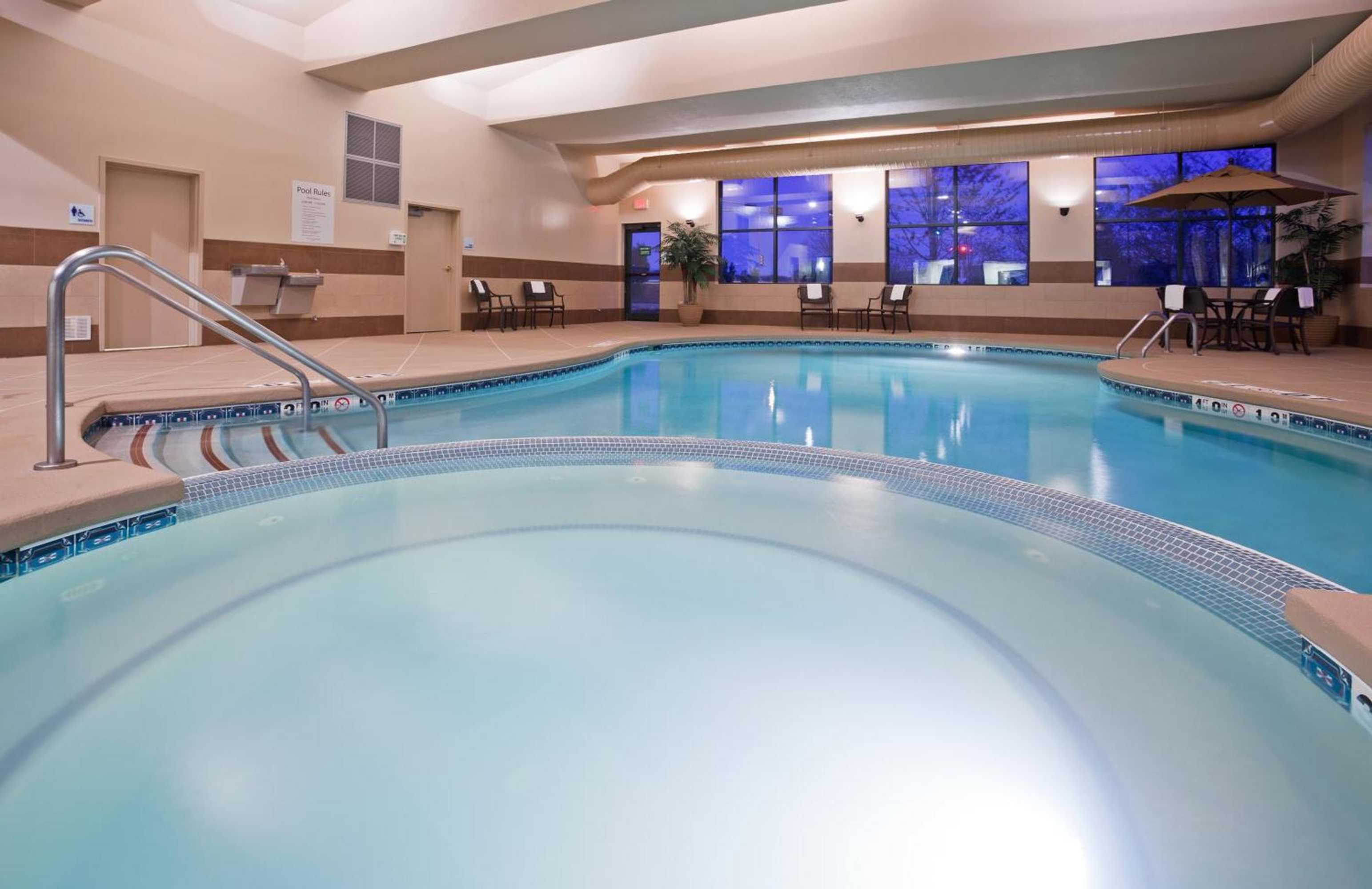 Gift card for Holiday Inn Express & Suites New Berlin by Ihg Gift card for Holiday Inn Express & Suites New Berlin by Ihg
