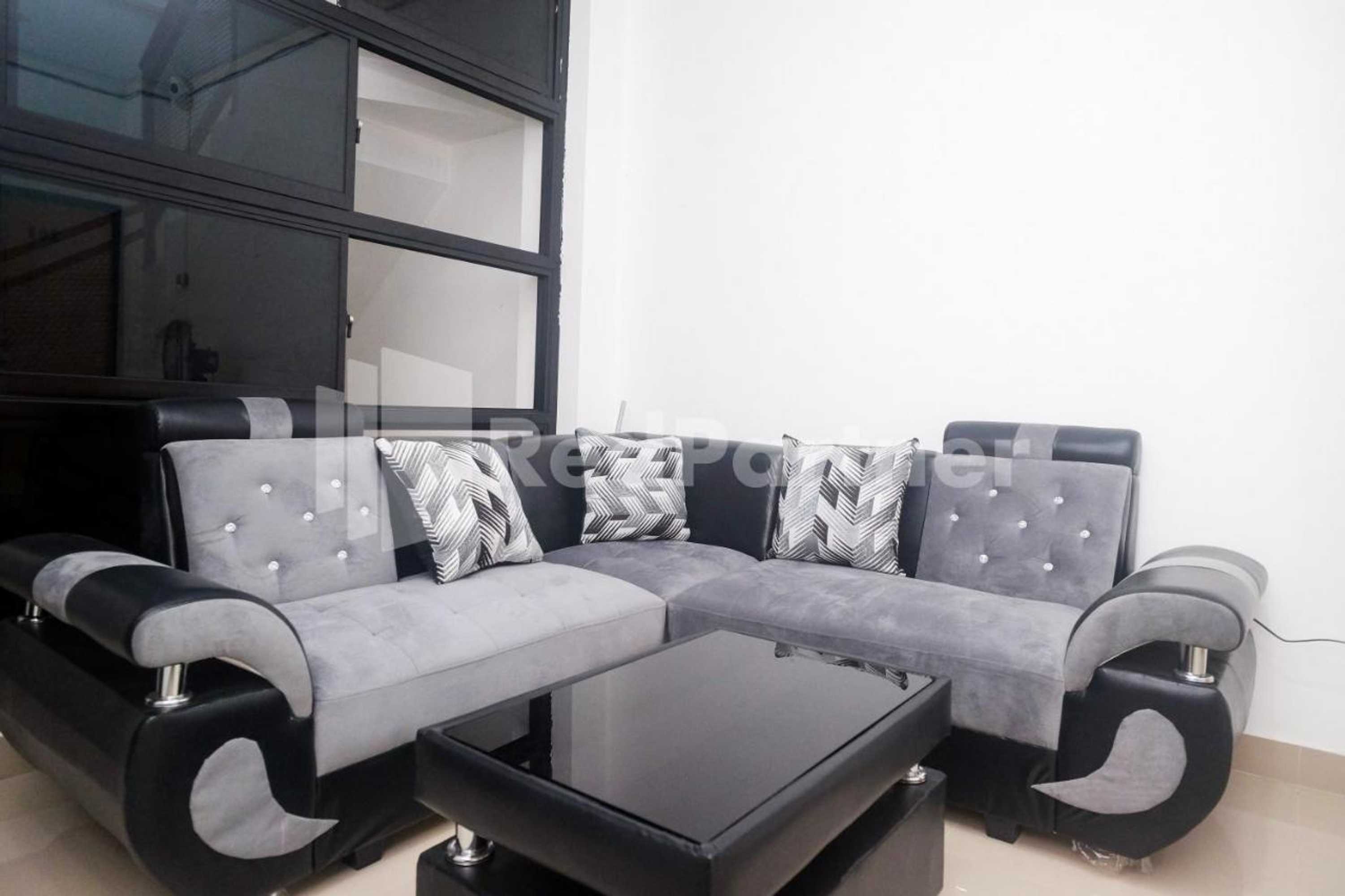 Gift card for River House Mitra Reddoorz Gift card for River House Mitra Reddoorz