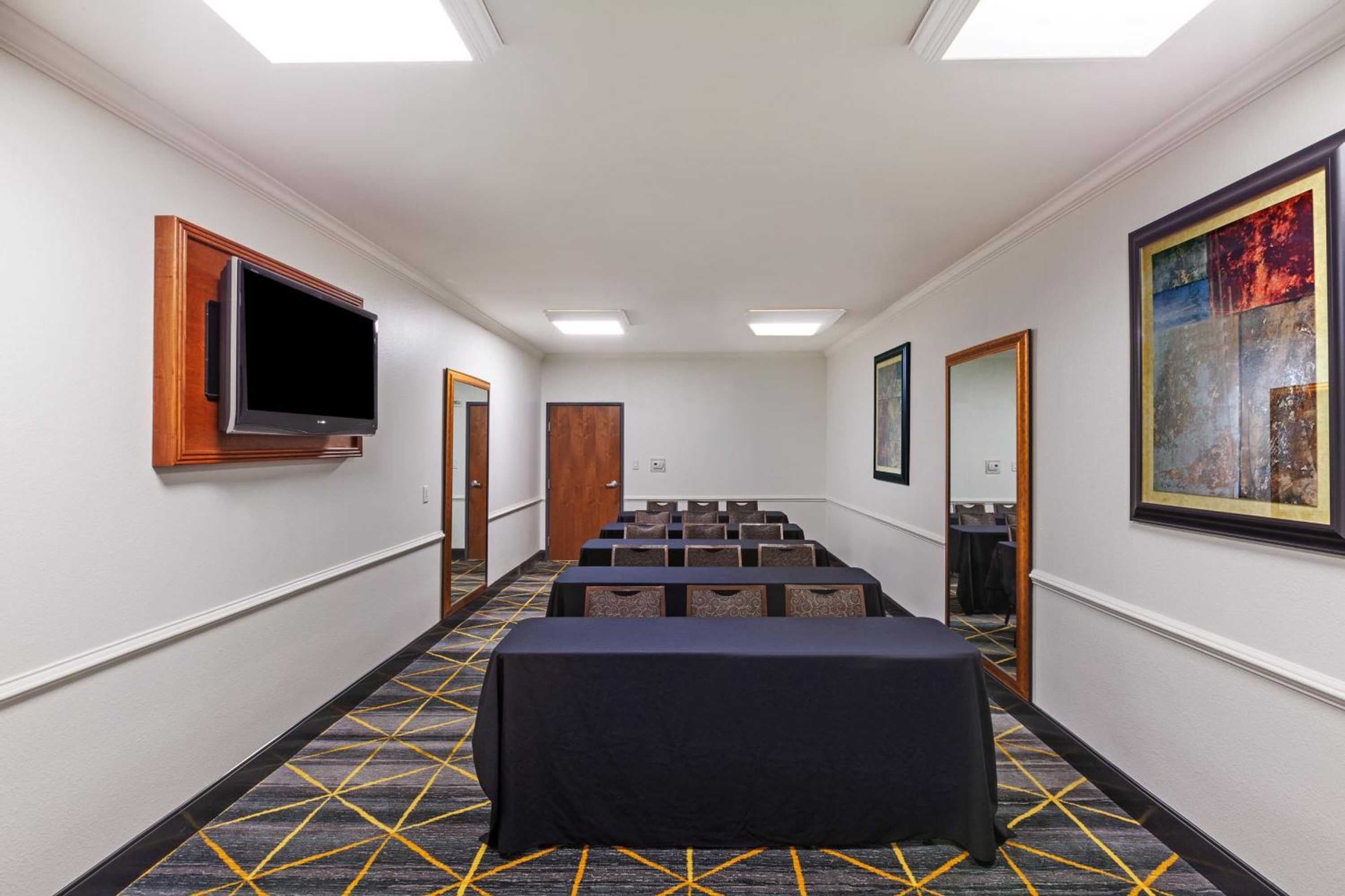 Gift card for Holiday Inn & Suites Mckinney - N Allen by Ihg Gift card for Holiday Inn & Suites Mckinney - N Allen by Ihg