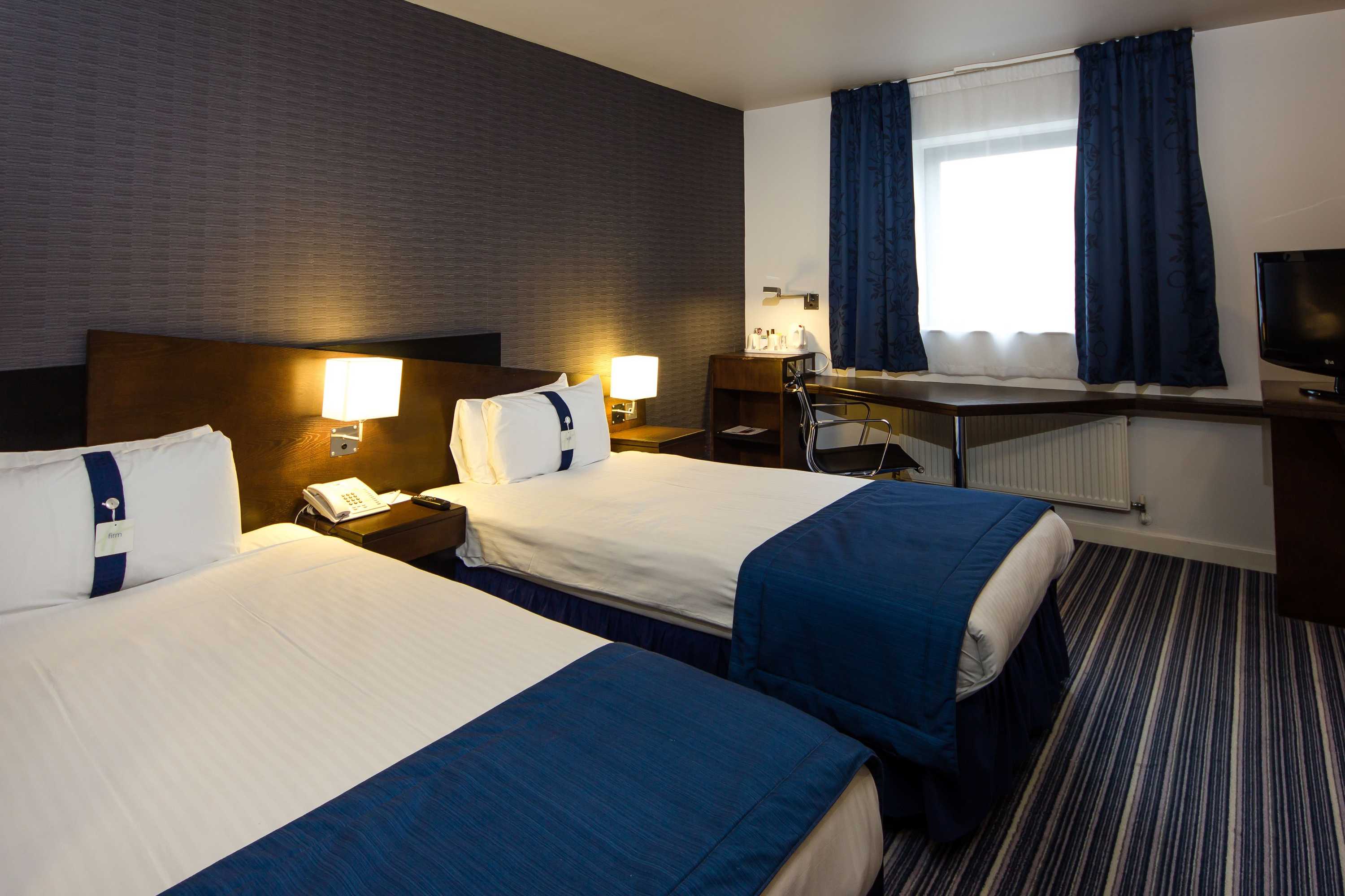 Gift card for Holiday Inn Express London-Royal Docks, Docklands by Ihg Gift card for Holiday Inn Express London-Royal Docks, Docklands by Ihg