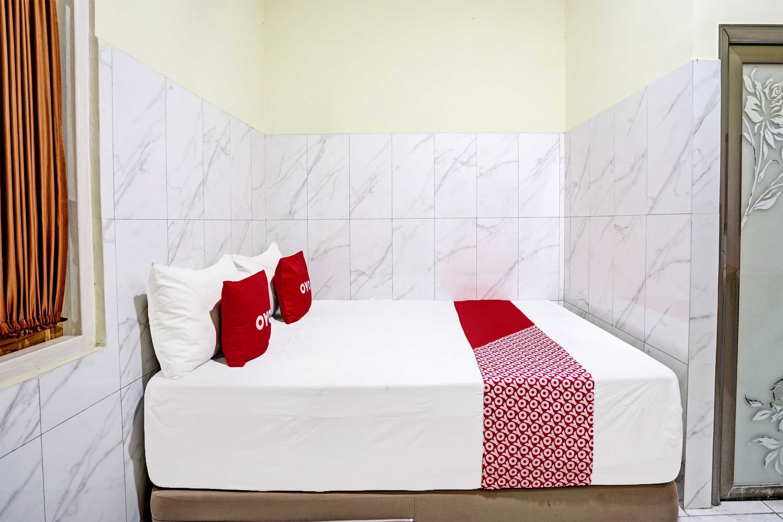Gift card for Oyo Life 91884 Kost Kusuma Dewi Syariah Gift card for Oyo Life 91884 Kost Kusuma Dewi Syariah
