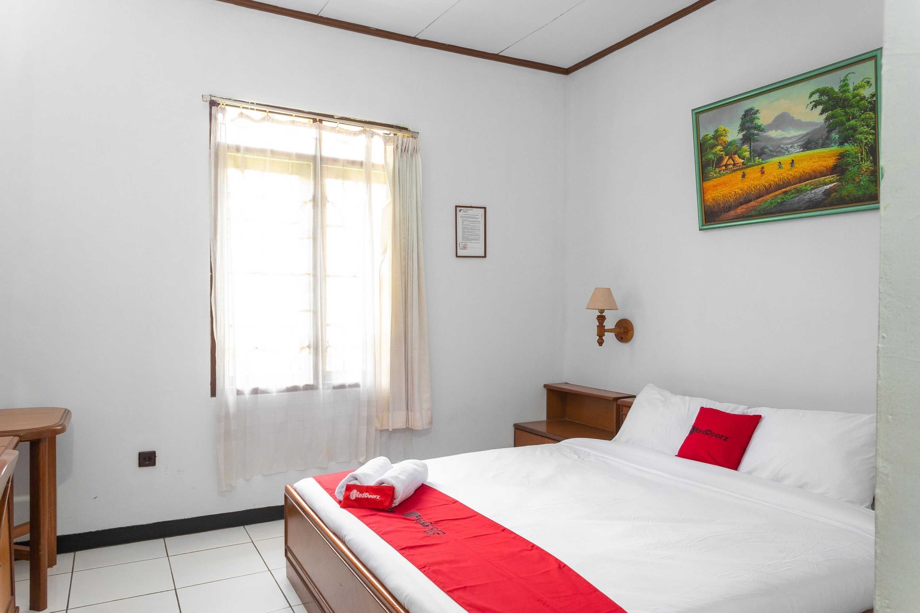 Gift card for Reddoorz @ Hotel Damanaka Pangalengan Gift card for Reddoorz @ Hotel Damanaka Pangalengan