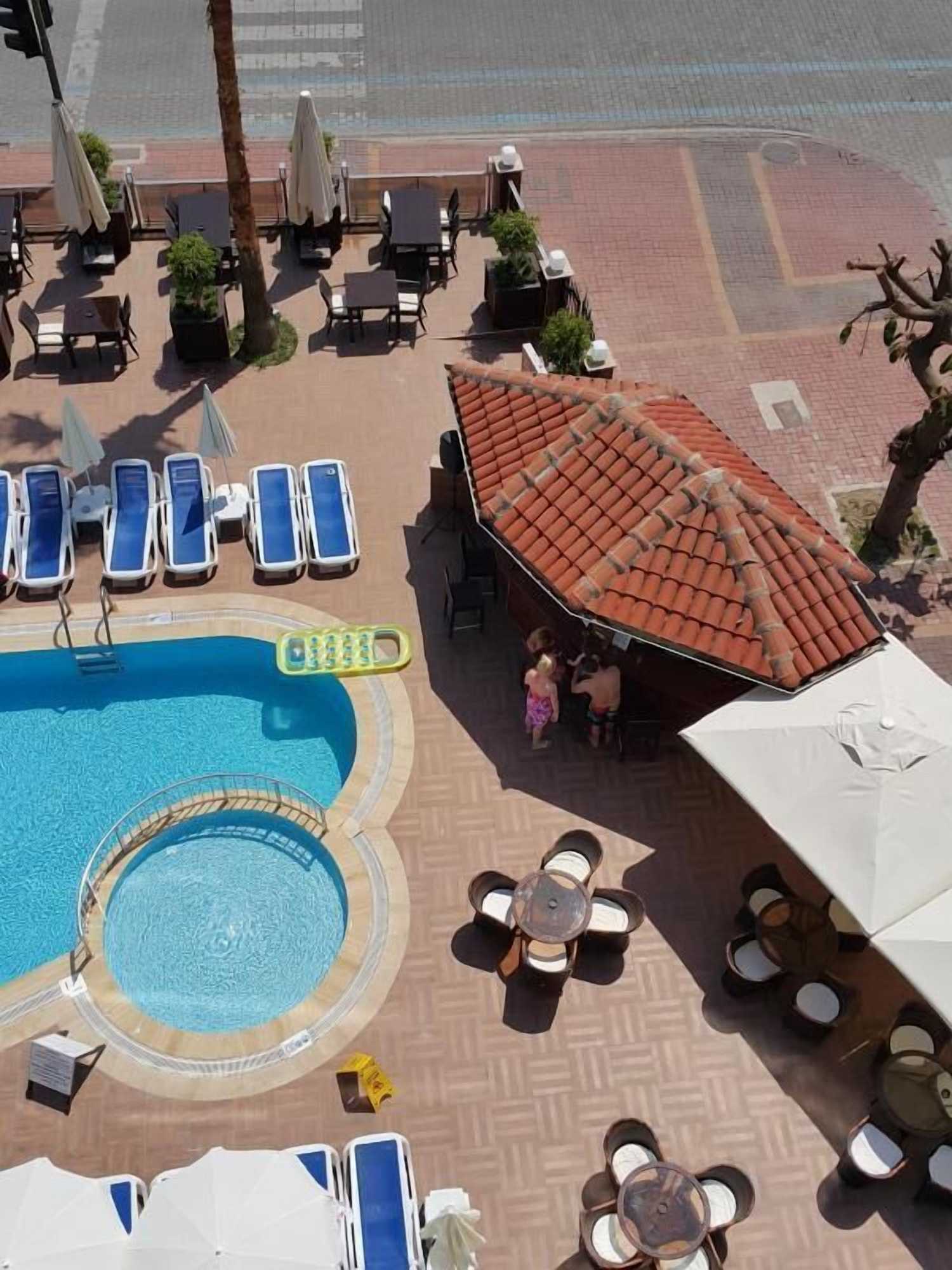 Gift card for Parador Beach Hotel Gift card for Parador Beach Hotel