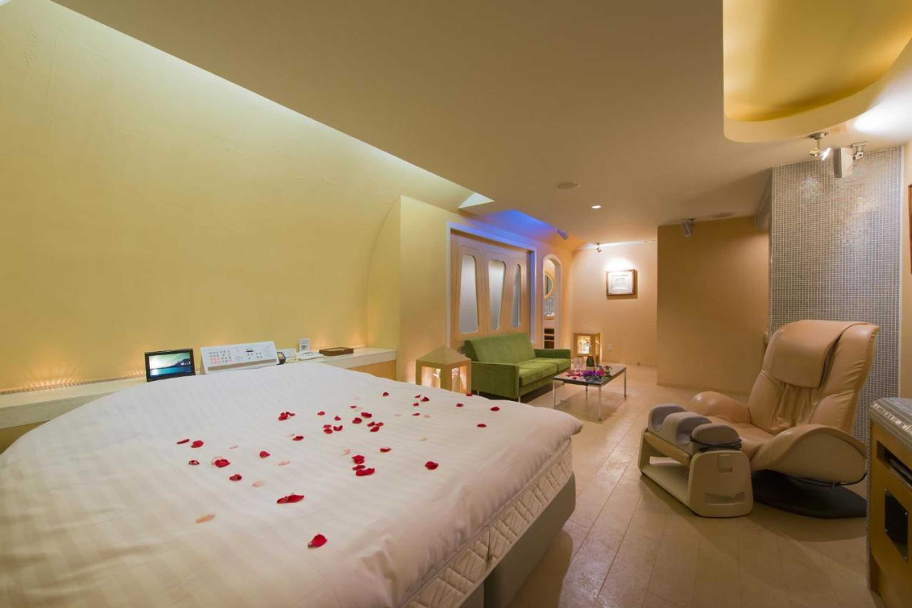 Gift card for Hotel Chateau Briant (adult Only)