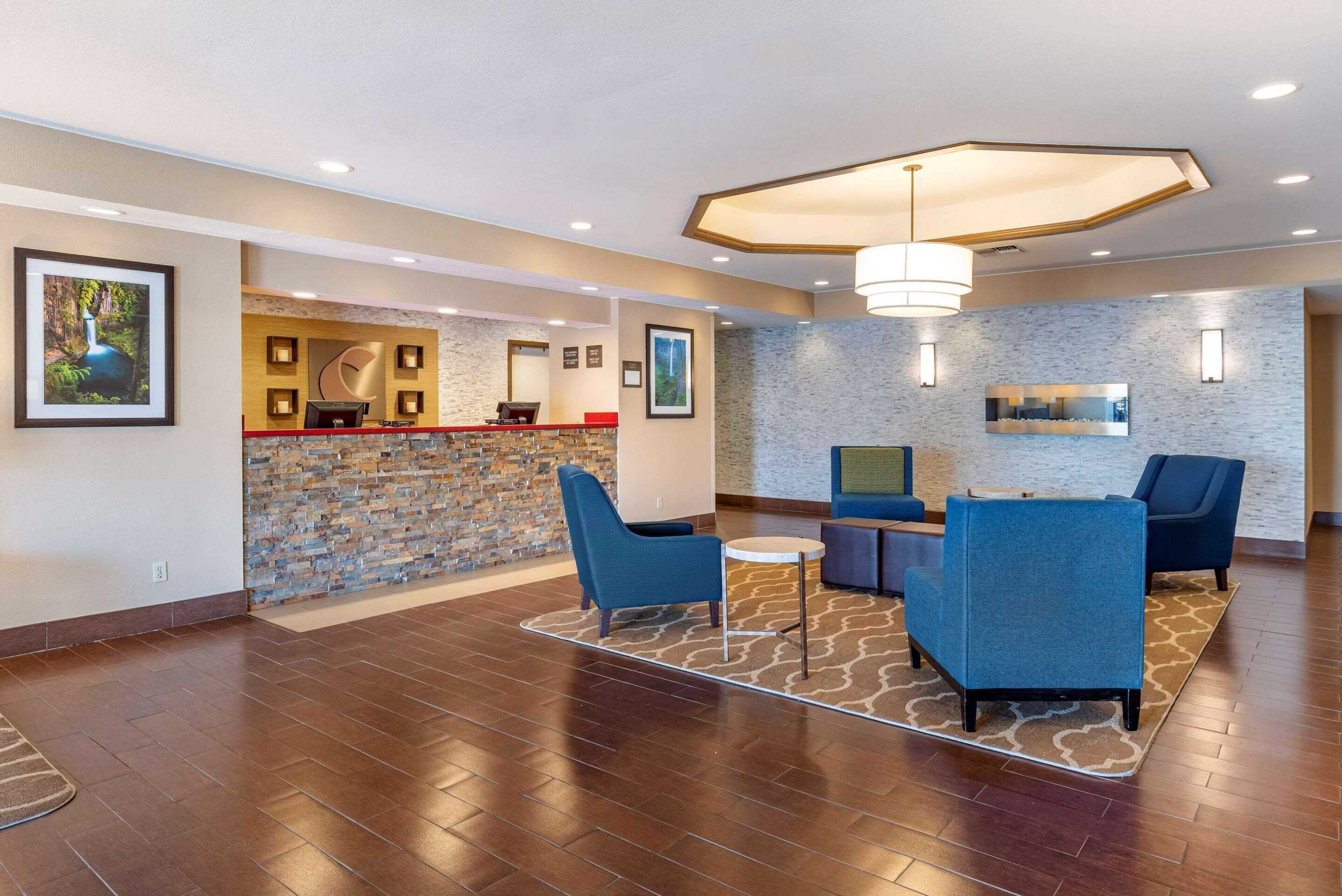 Gift card for Comfort Inn & Suites Gift card for Comfort Inn & Suites