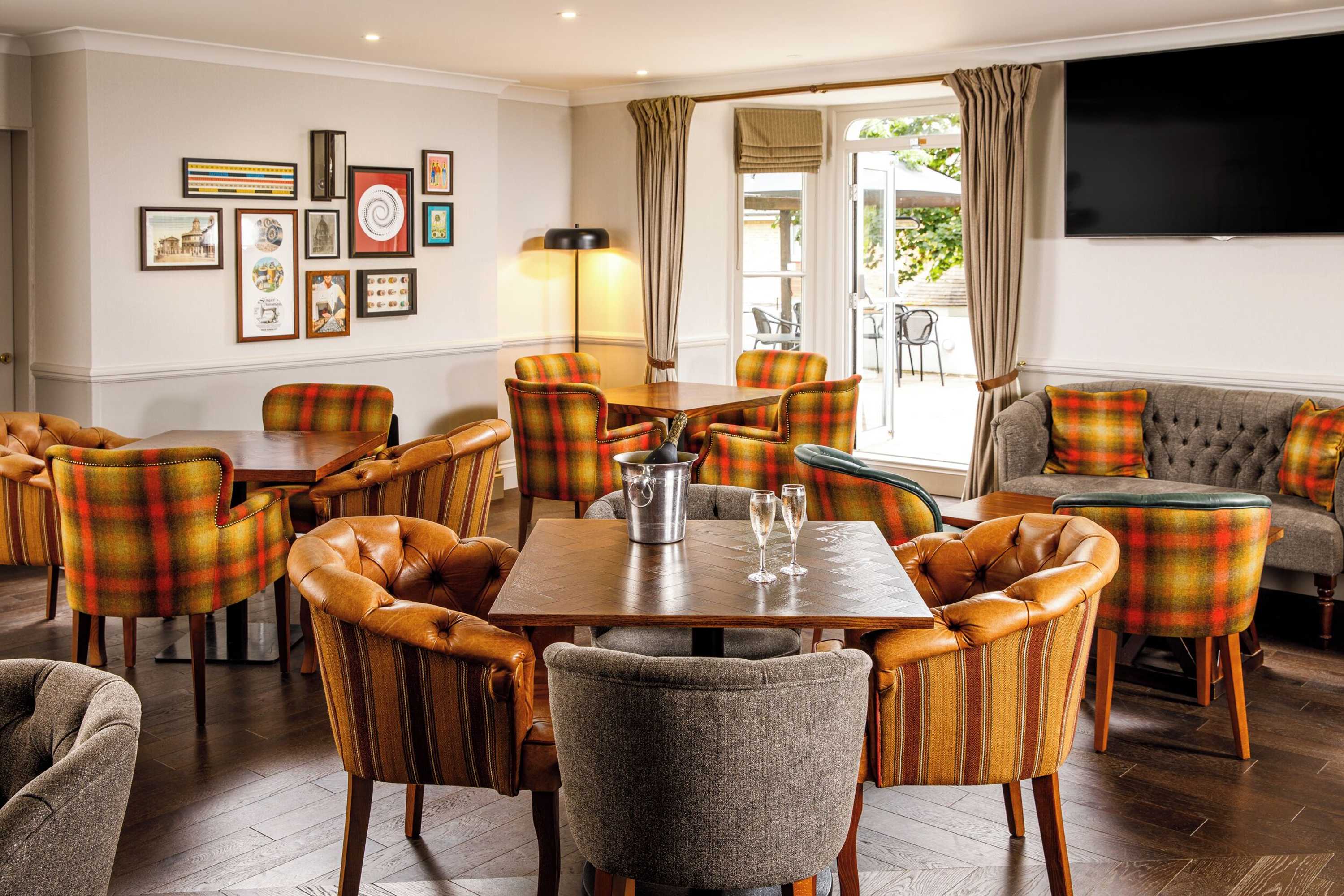 Gift card for Mercure Oxford Hawkwell House Hotel Gift card for Mercure Oxford Hawkwell House Hotel