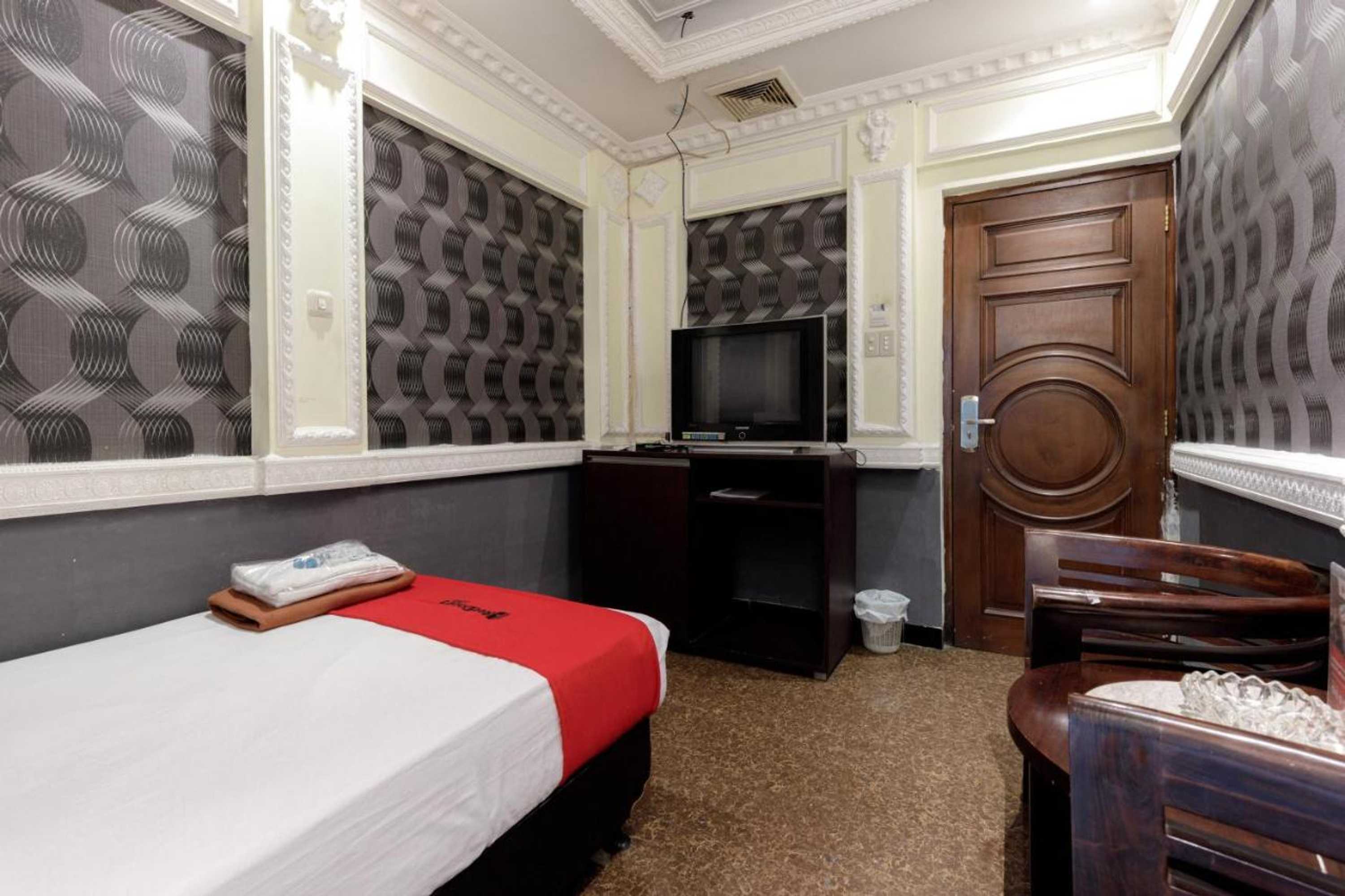 Gift card for Reddoorz Plus Near Simpang Tiga Tritayasa Cilegon