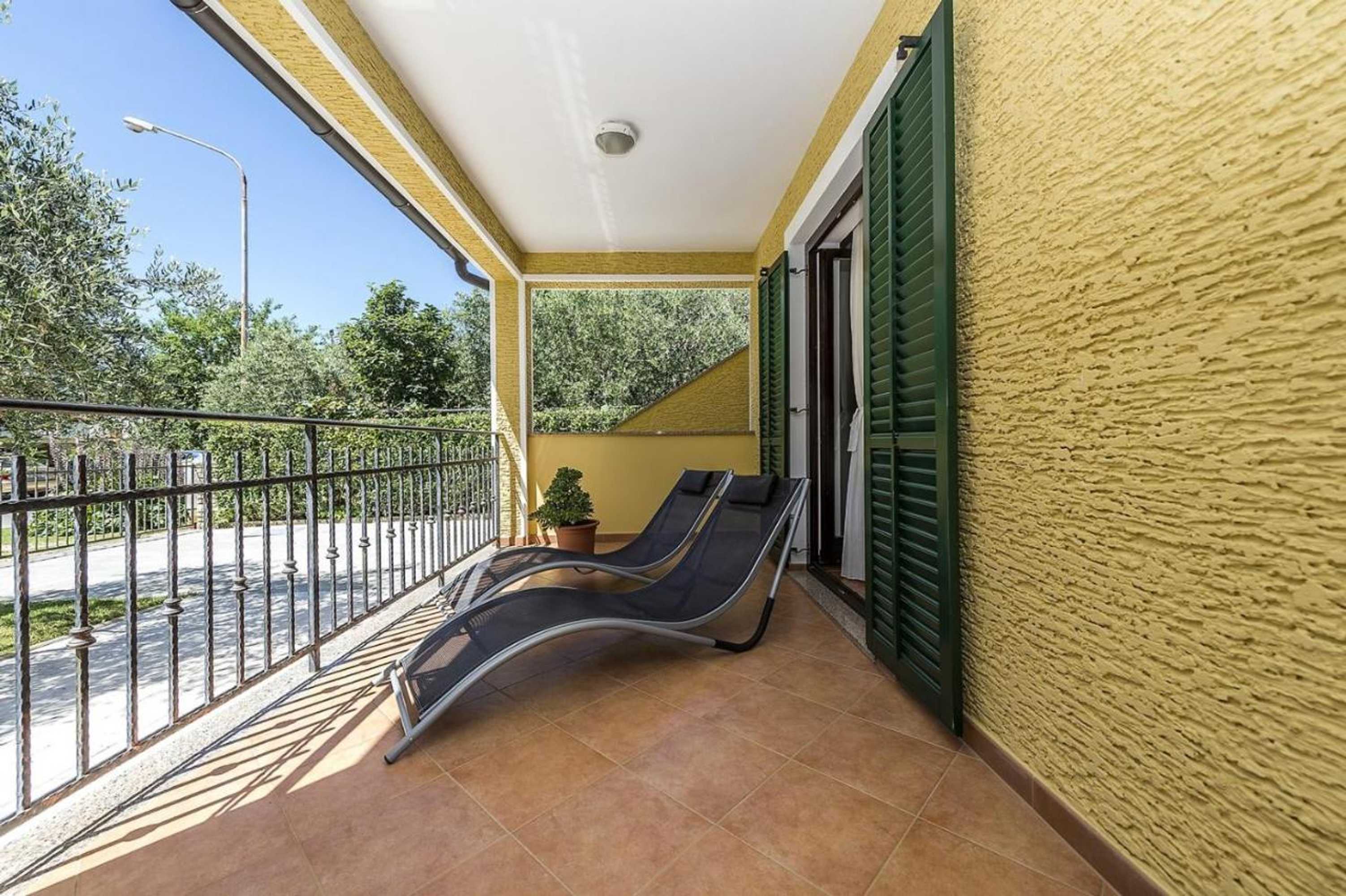 Gift card for Spacious Three-Bedroom Villa Balun With Pool