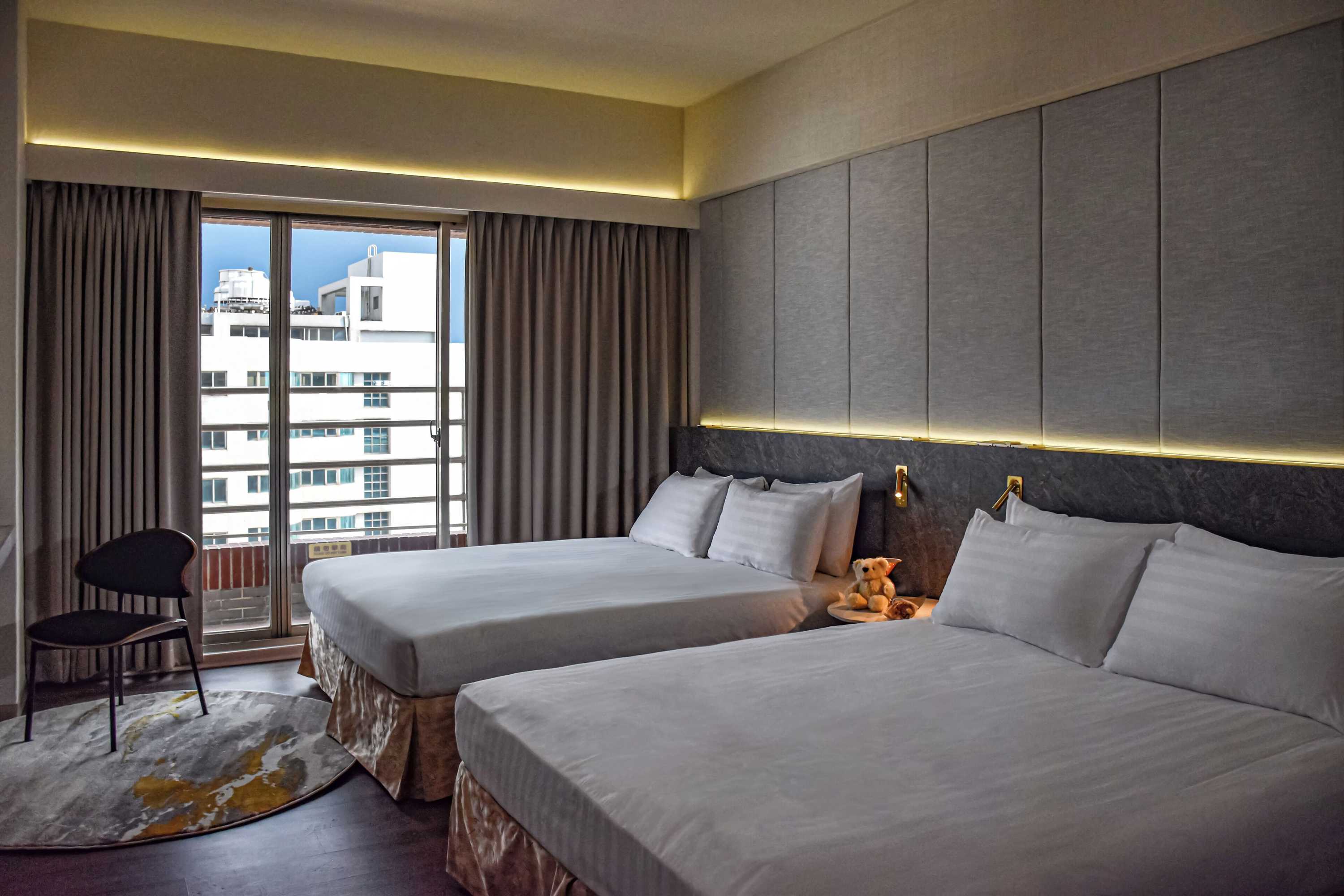 Gift card for Metro Hotel - Howard Group