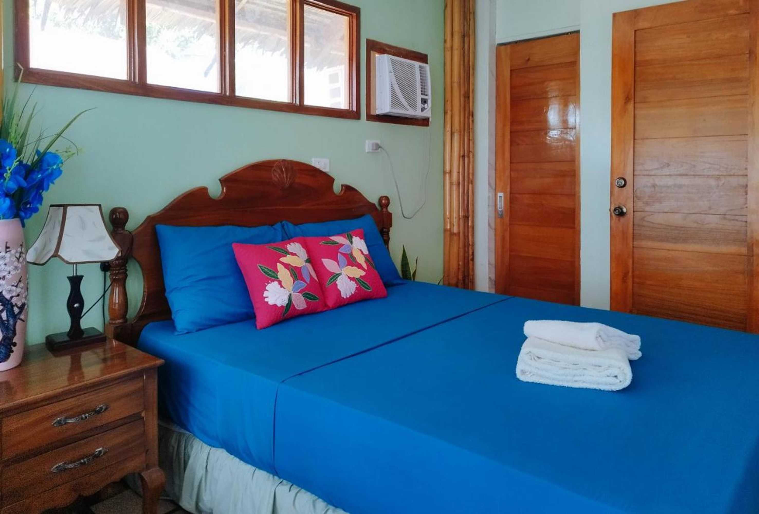 Gift card for Casa Nena Hotel & Resort Iloilo by Reddoorz