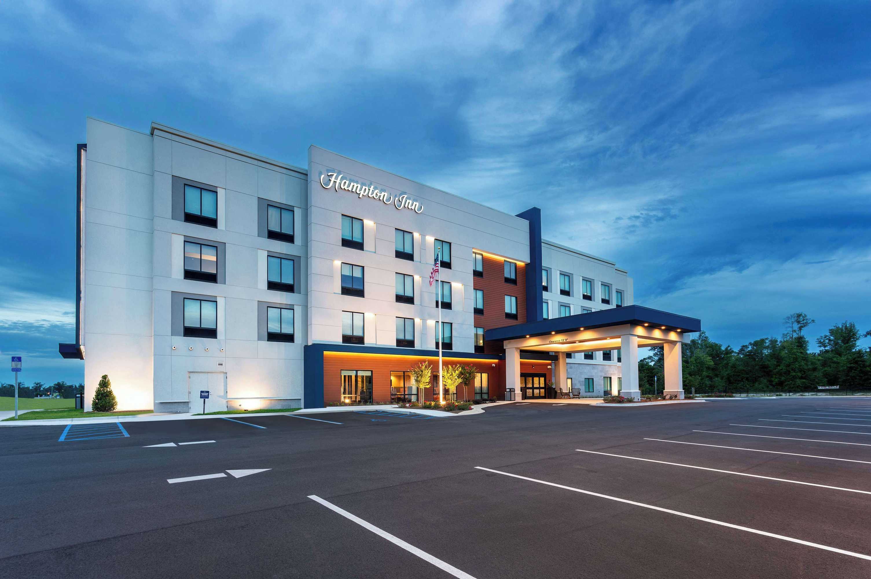 Gift card for Hampton Inn Marianna I-10 Gift card for Hampton Inn Marianna I-10