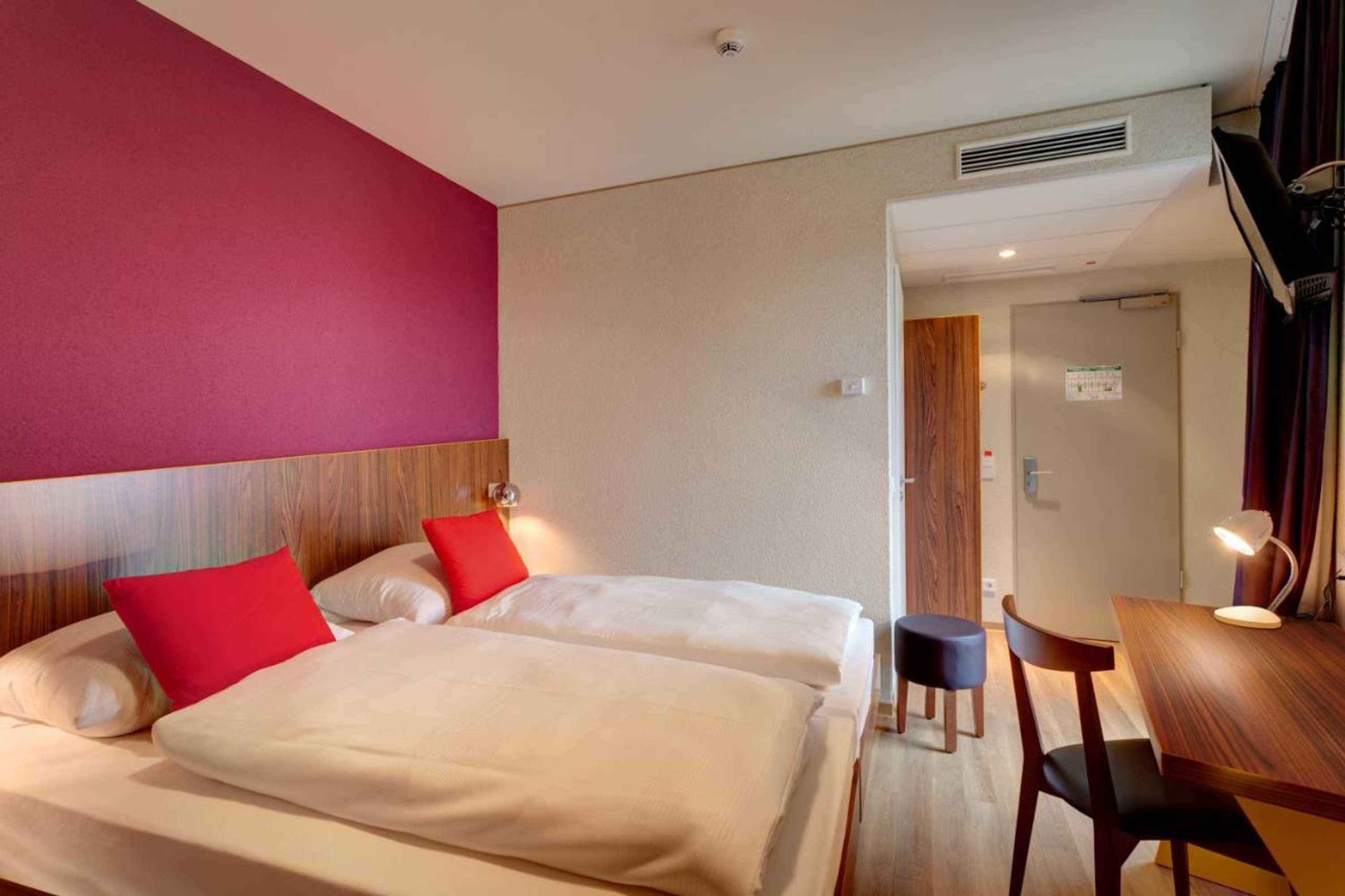 Gift card for Meininger Hotel Frankfurt Main / Airport