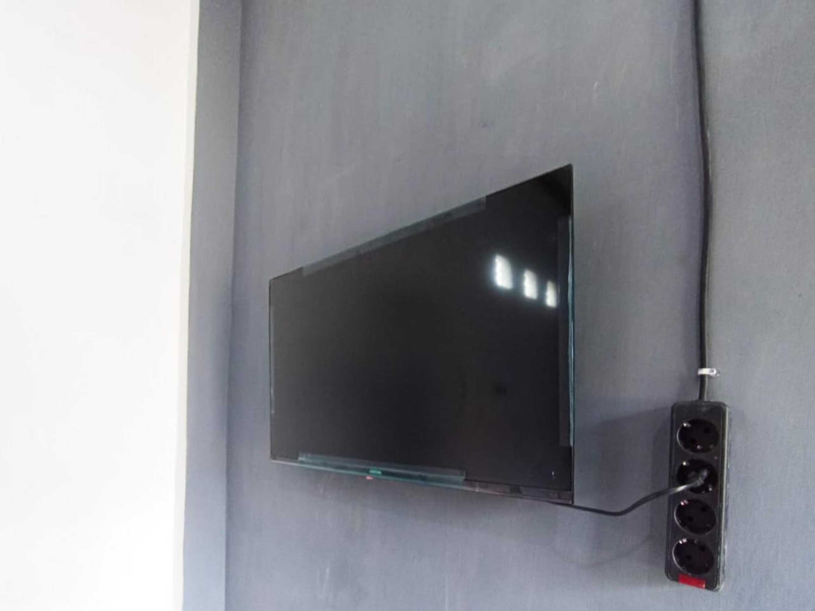 Gift card for Reddoorz at Brawijaya Central Kampung Inggris