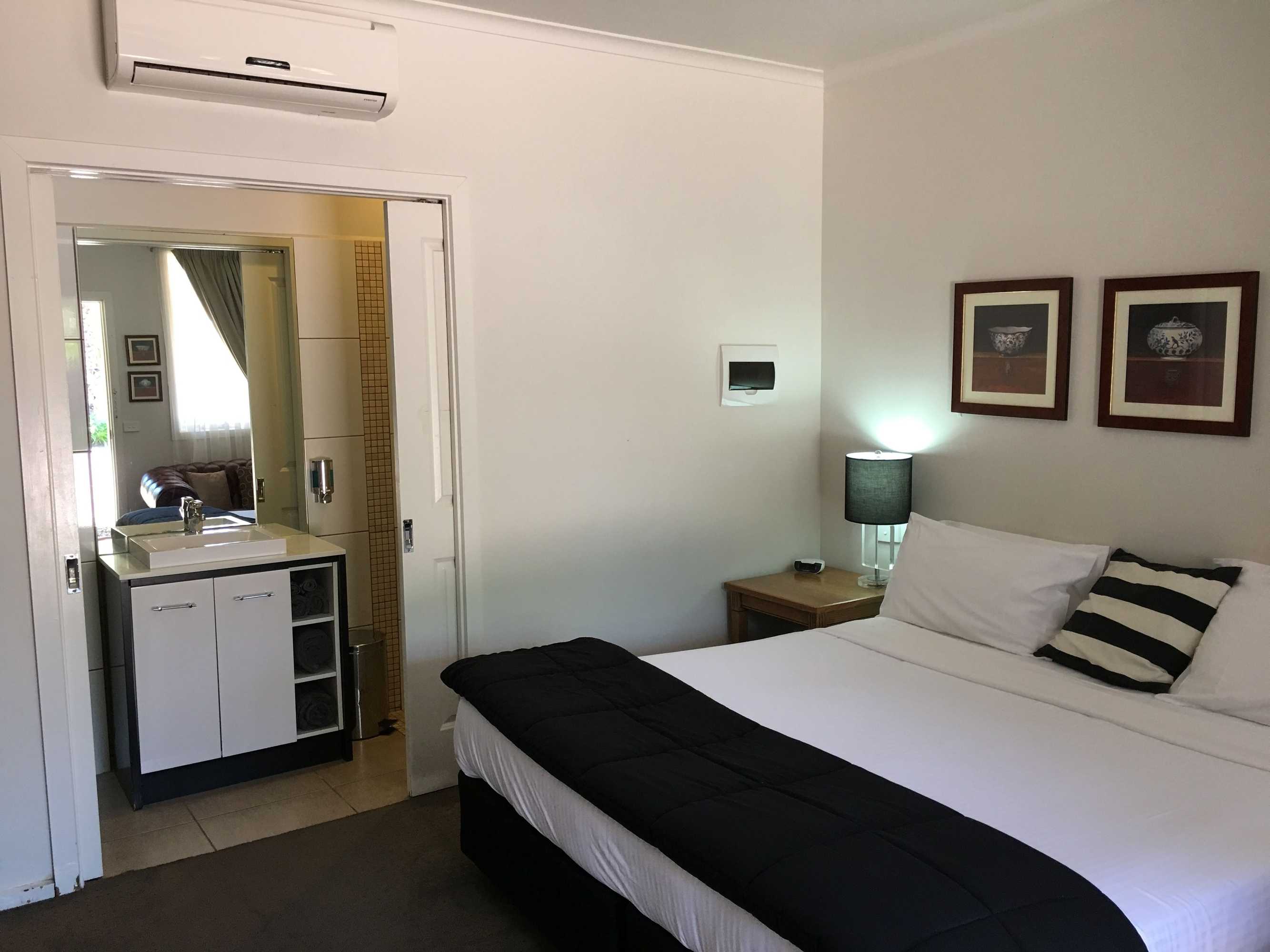 Gift card for Norwood House Motel & Reception Centre Gift card for Norwood House Motel & Reception Centre