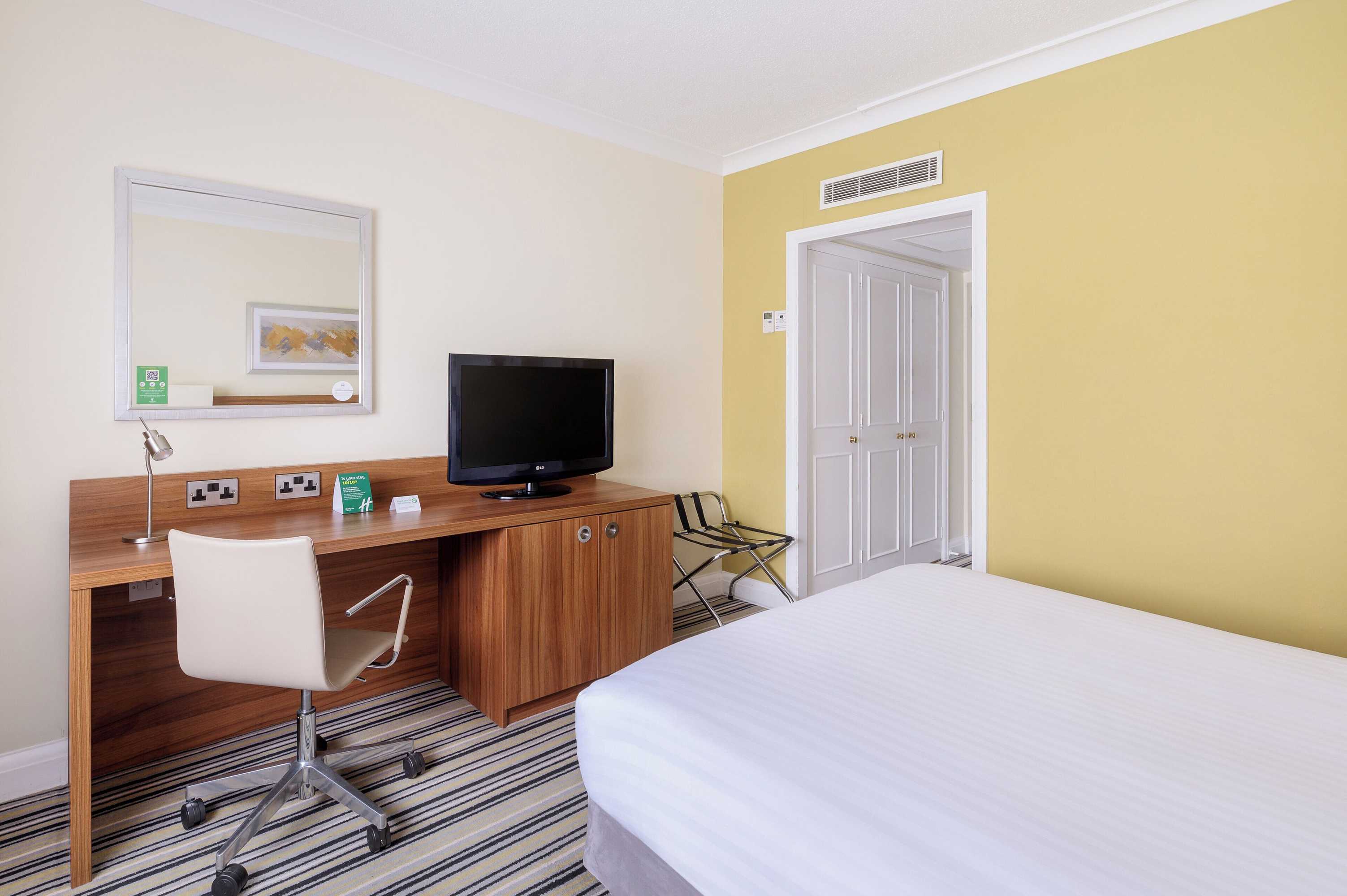Gift card for Holiday Inn Haydock M6 Jct23 by Ihg Gift card for Holiday Inn Haydock M6 Jct23 by Ihg