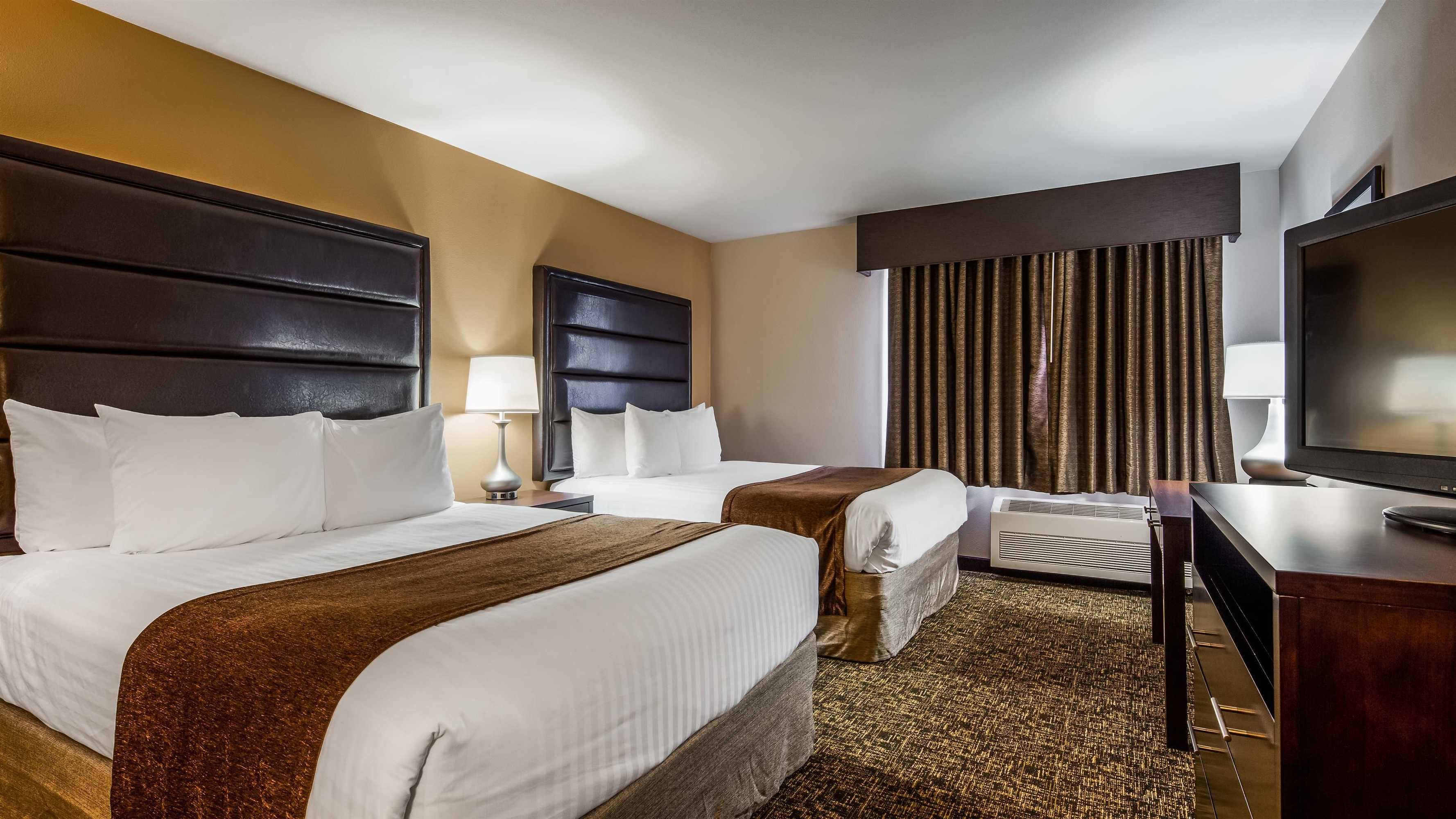 Gift card for Best Western Oak Meadows Inn Gift card for Best Western Oak Meadows Inn