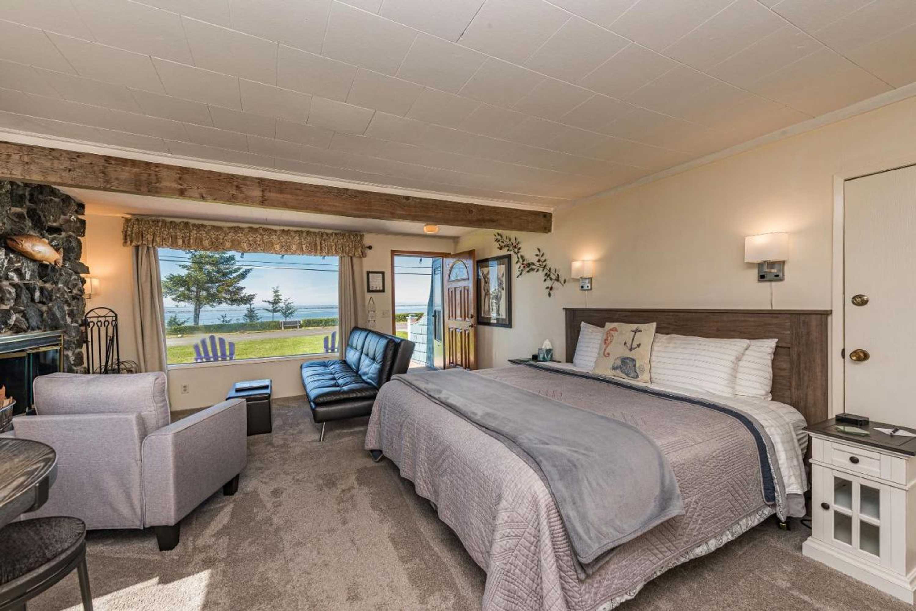 Gift card for Juan De Fuca Cottages And Suites