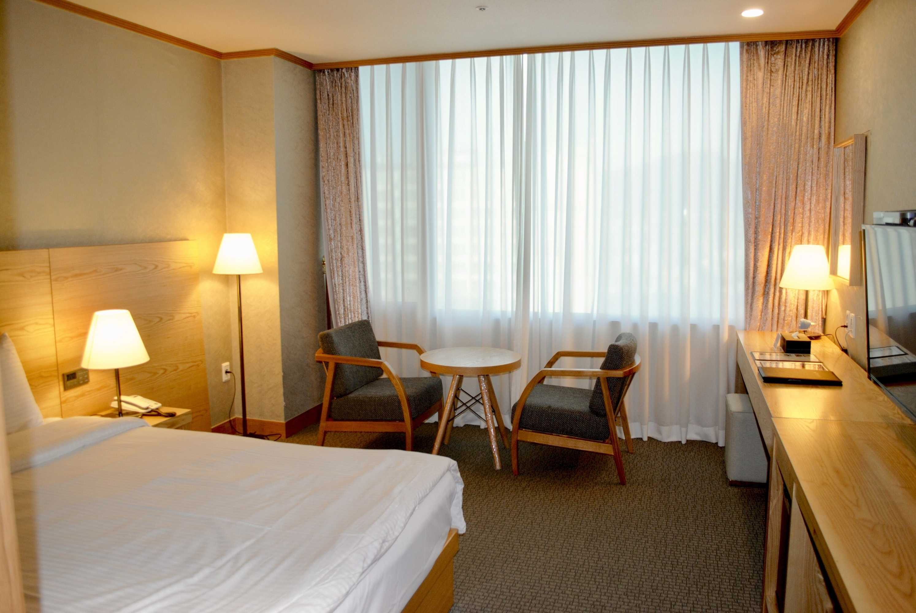 Gift card for Queen Vell Hotel & Wedding Gift card for Queen Vell Hotel & Wedding