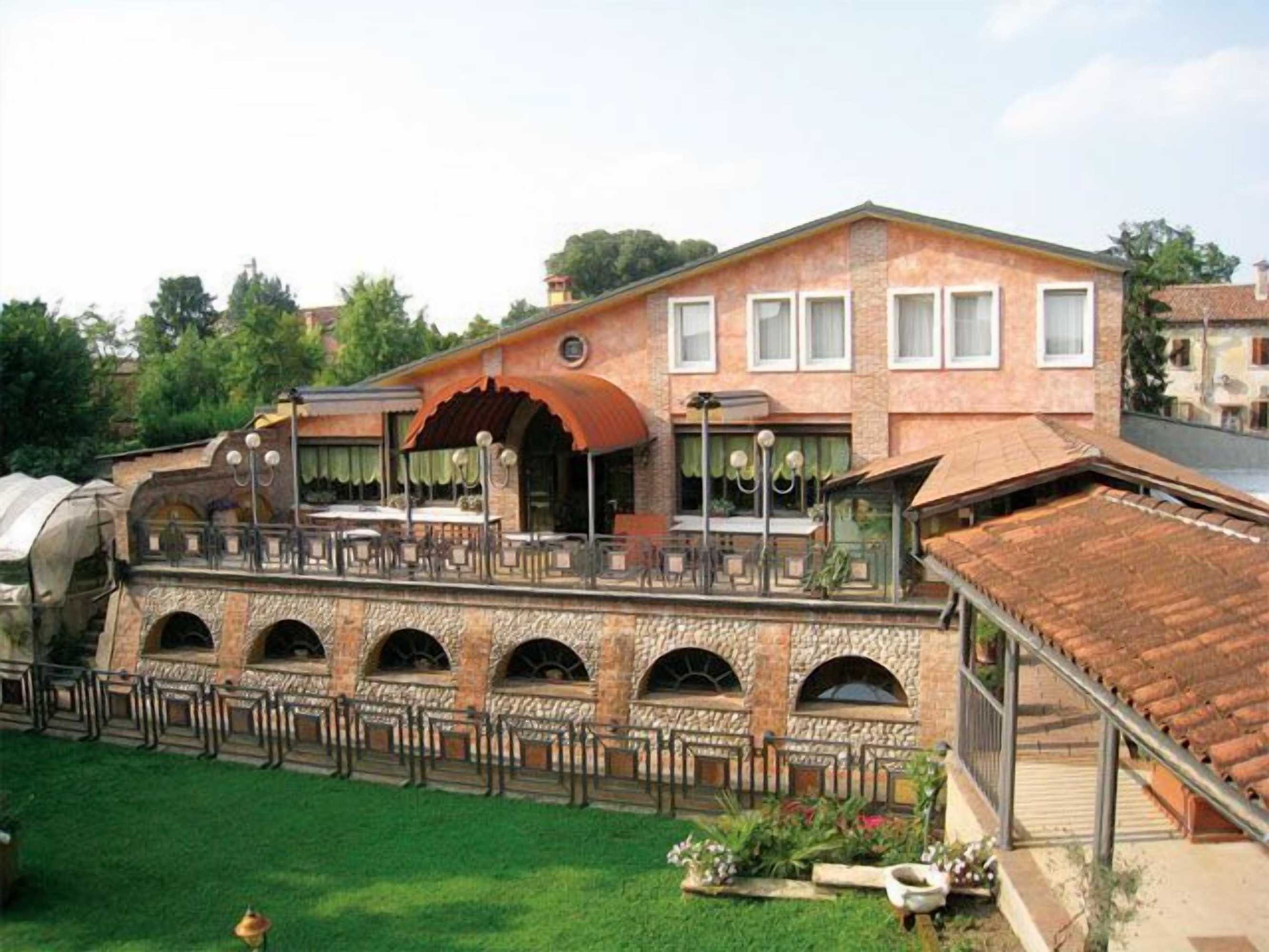 Gift card for Hotel Residence Il Chiostro Gift card for Hotel Residence Il Chiostro