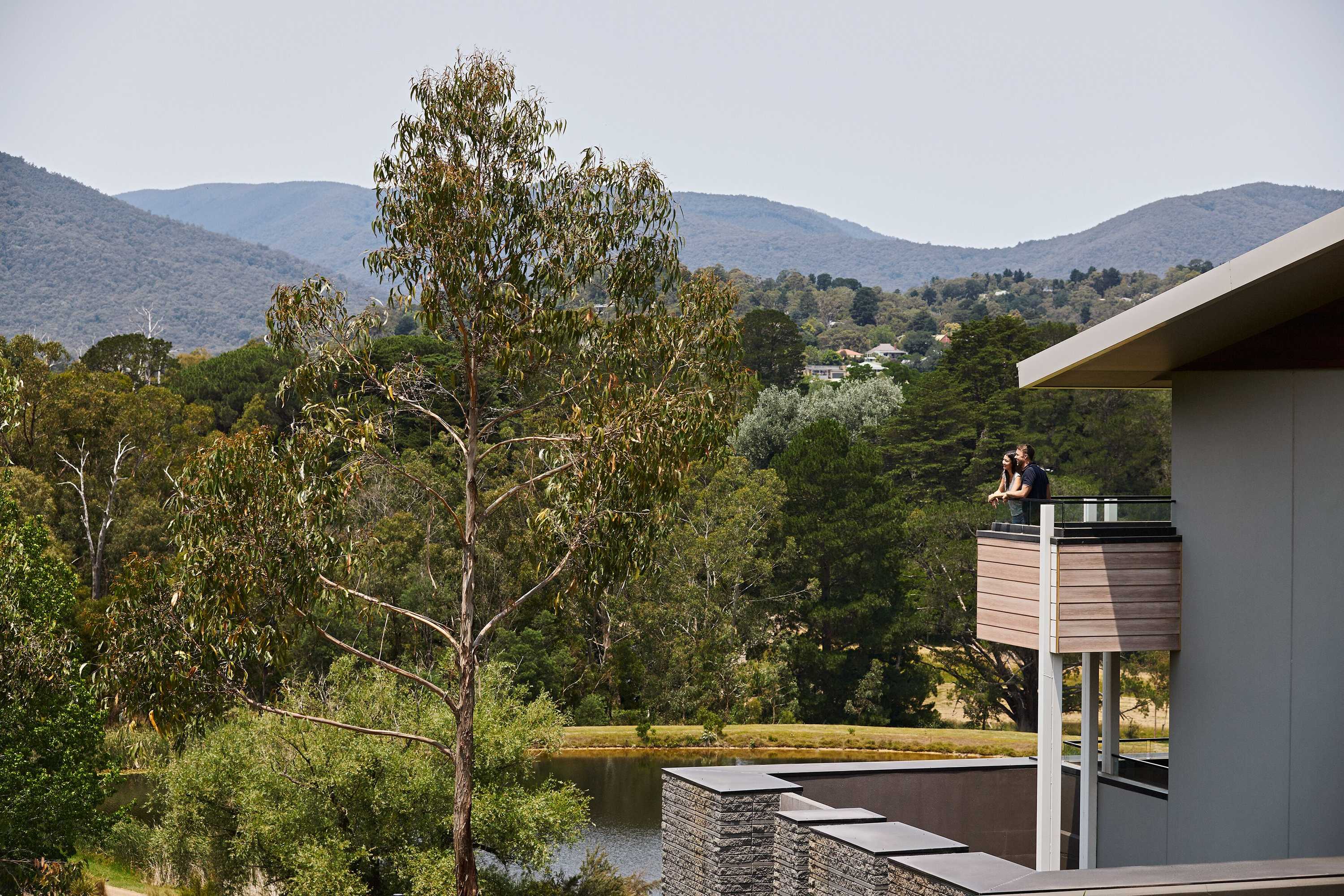 Gift card for Racv Healesville Country Club & Resort Gift card for Racv Healesville Country Club & Resort