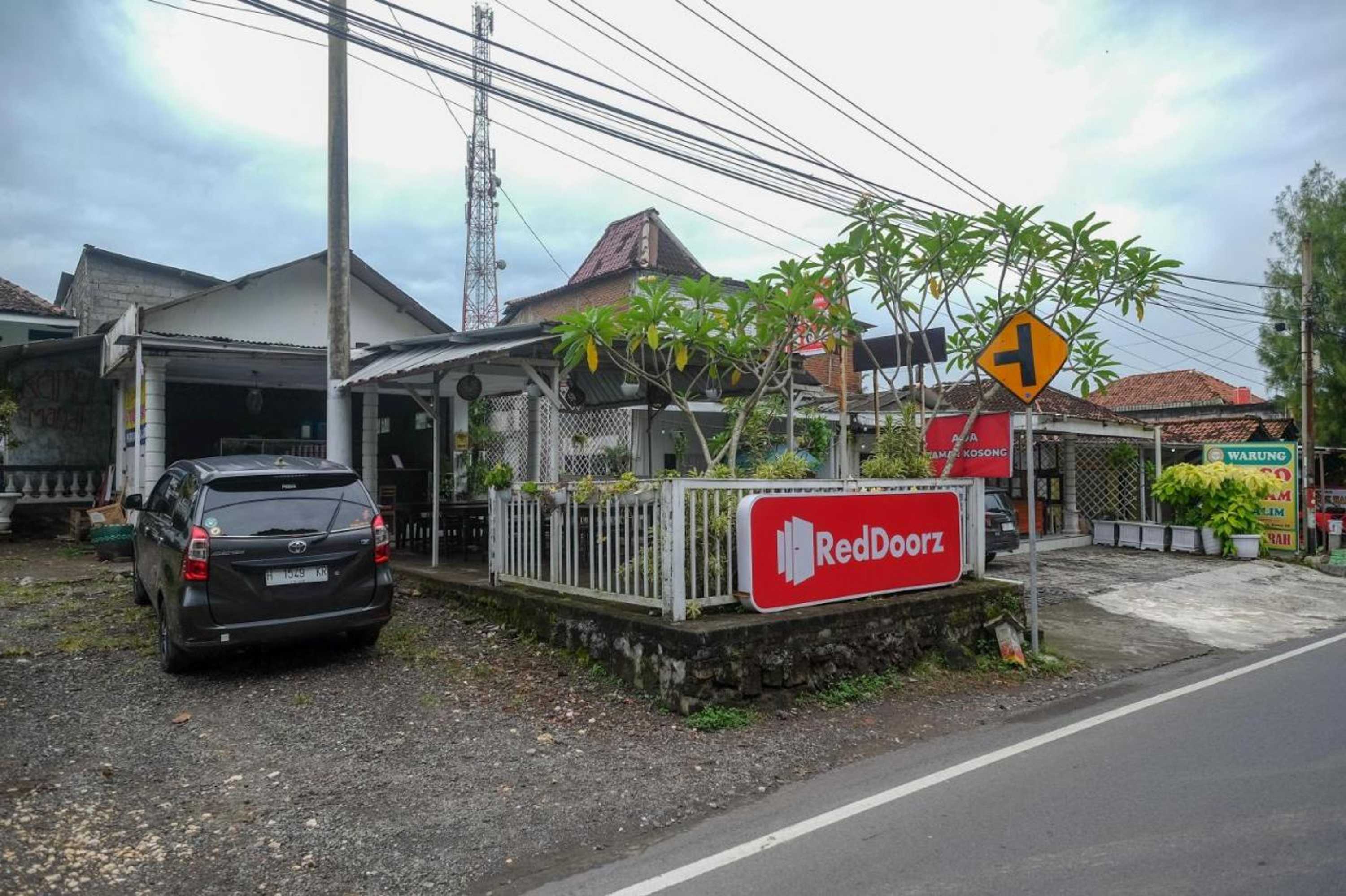 Gift card for Reddoorz at Paris Ocean