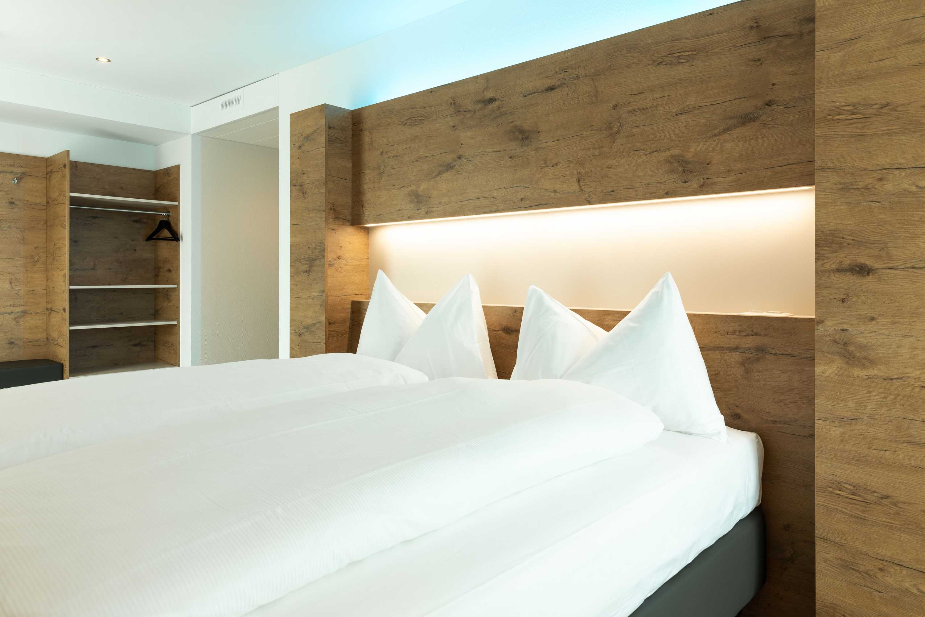 Gift card for Trip Inn Jet Hotel Zürich Airport Gift card for Trip Inn Jet Hotel Zürich Airport