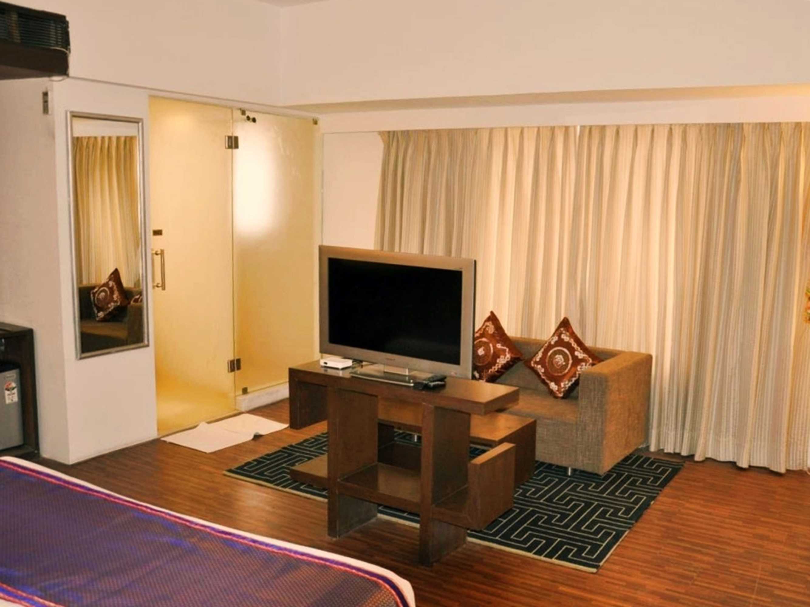 Gift card for Hotel Clarks Collection Bhavnagar Gift card for Hotel Clarks Collection Bhavnagar