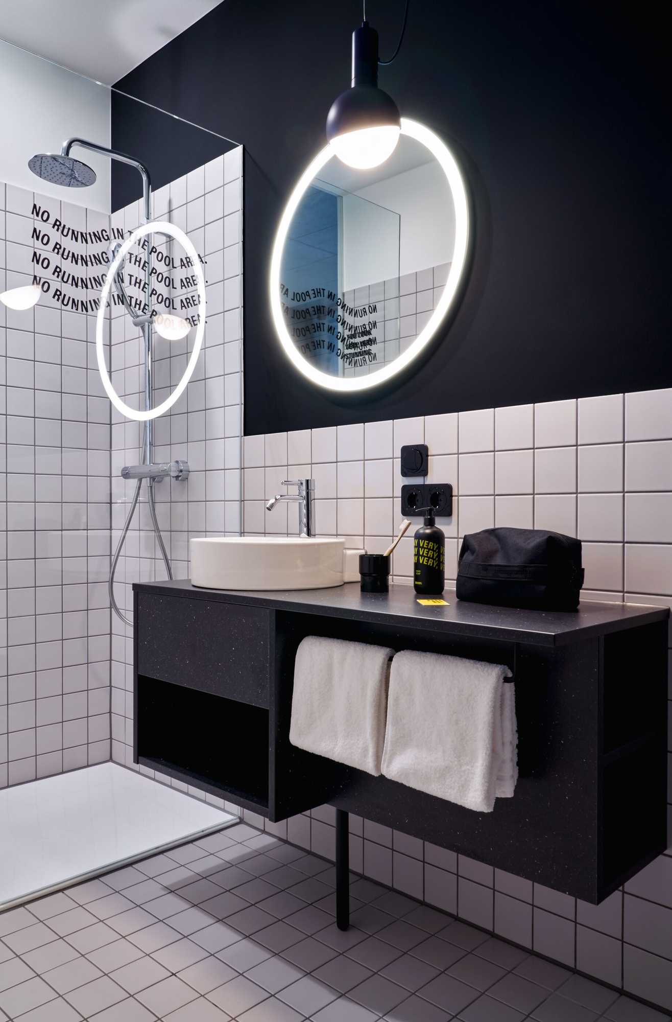 Gift card for Stayery Bielefeld Hauptbahnhof Gift card for Stayery Bielefeld Hauptbahnhof