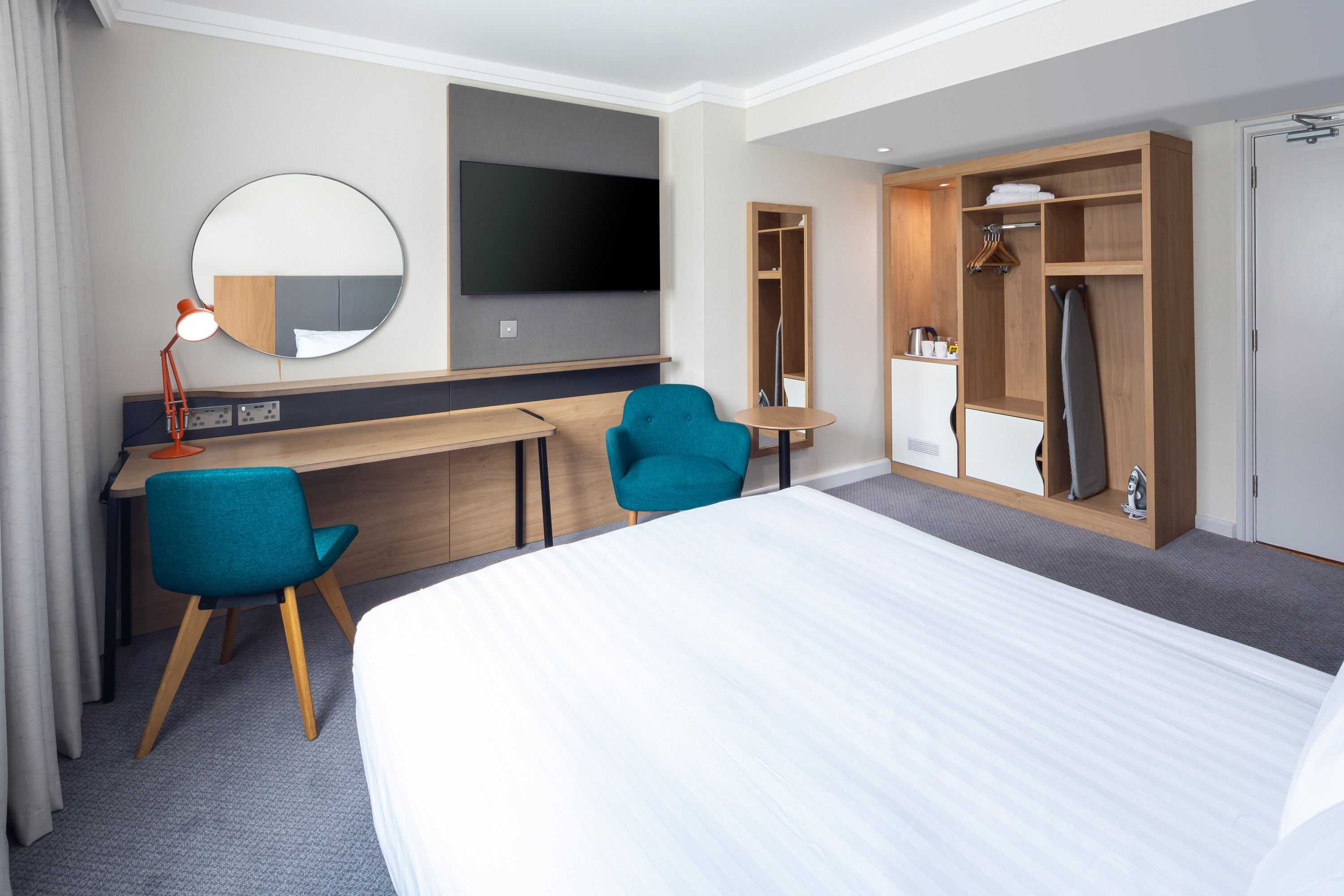 Gift card for Holiday Inn High Wycombe M40, Jct. 4 by Ihg Gift card for Holiday Inn High Wycombe M40, Jct. 4 by Ihg