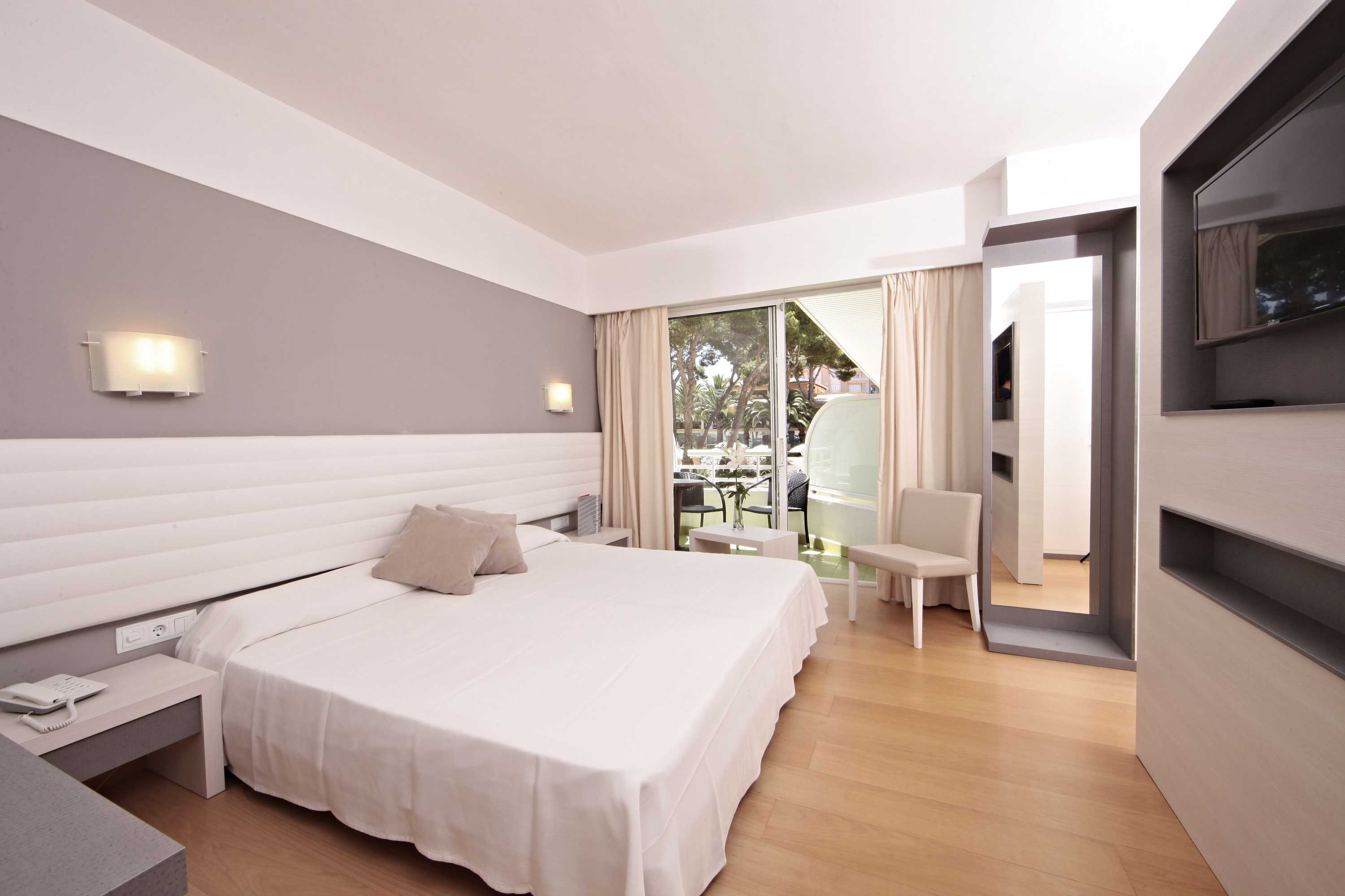 Gift card for Hotel & Spa S'entrador Playa Gift card for Hotel & Spa S'entrador Playa