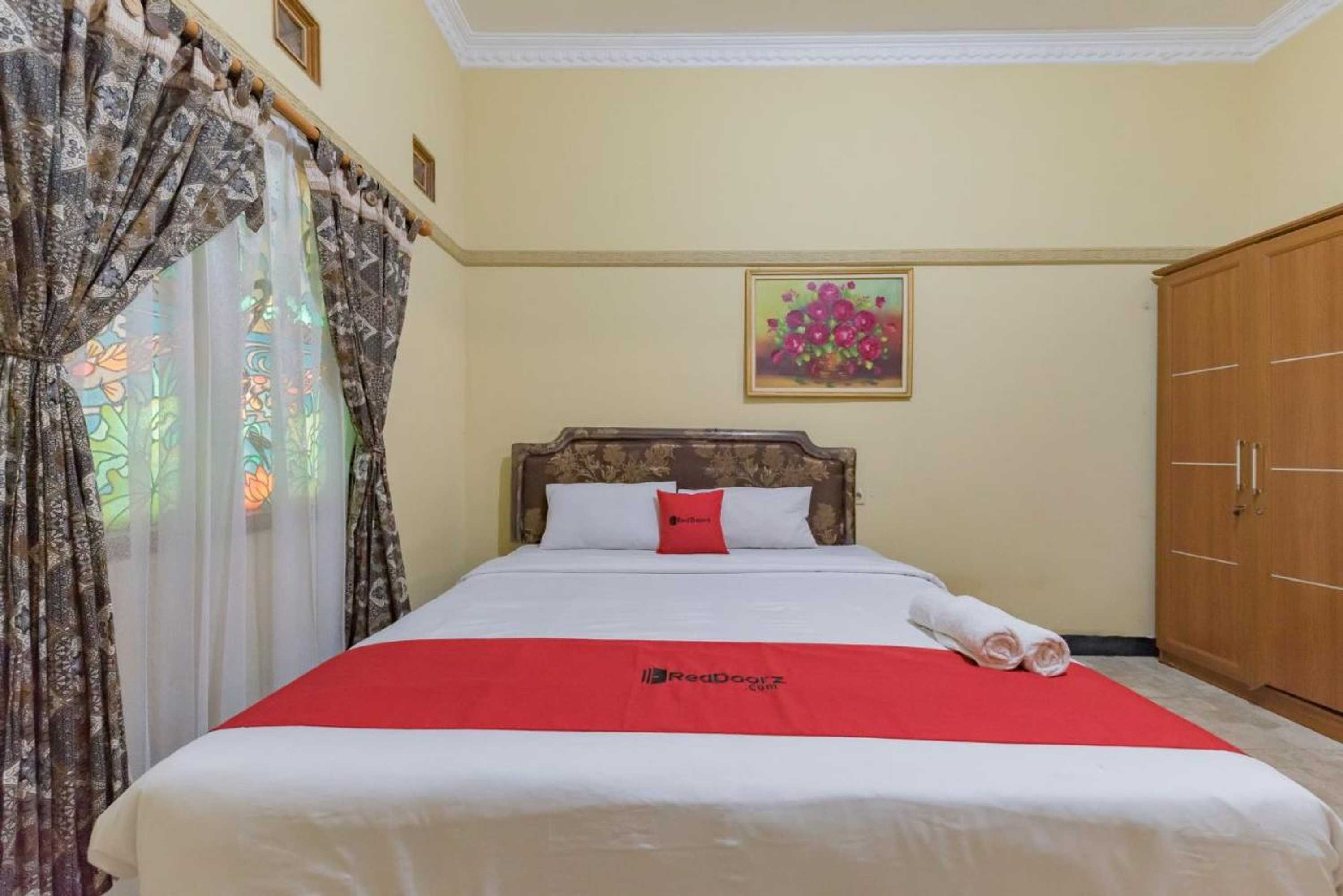 Gift card for Bumi Eyang Enin Homestay Syariah by Oyo Rooms