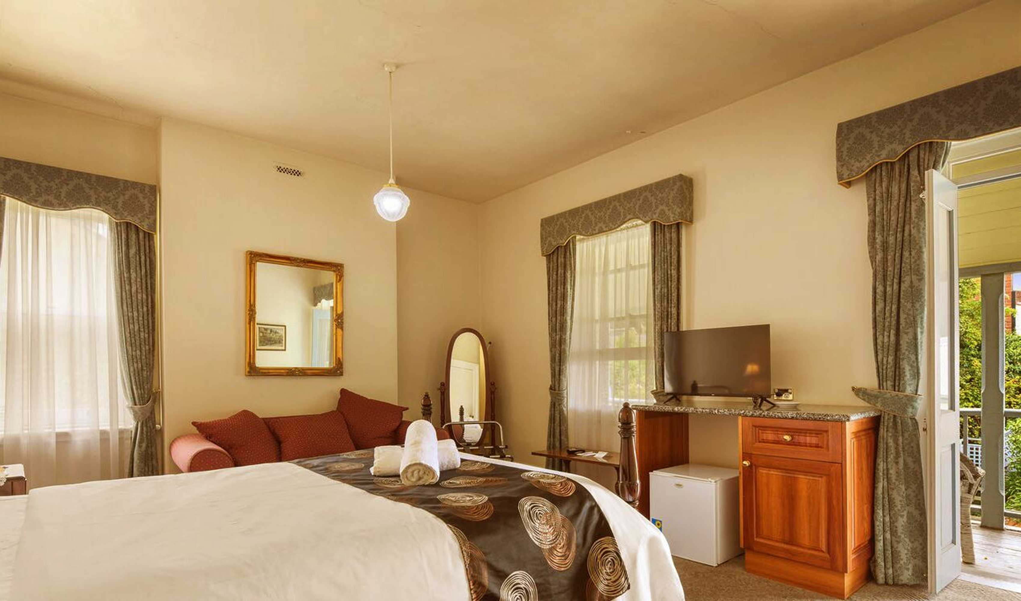 Gift card for The Lodge on Elizabeth Gift card for The Lodge on Elizabeth