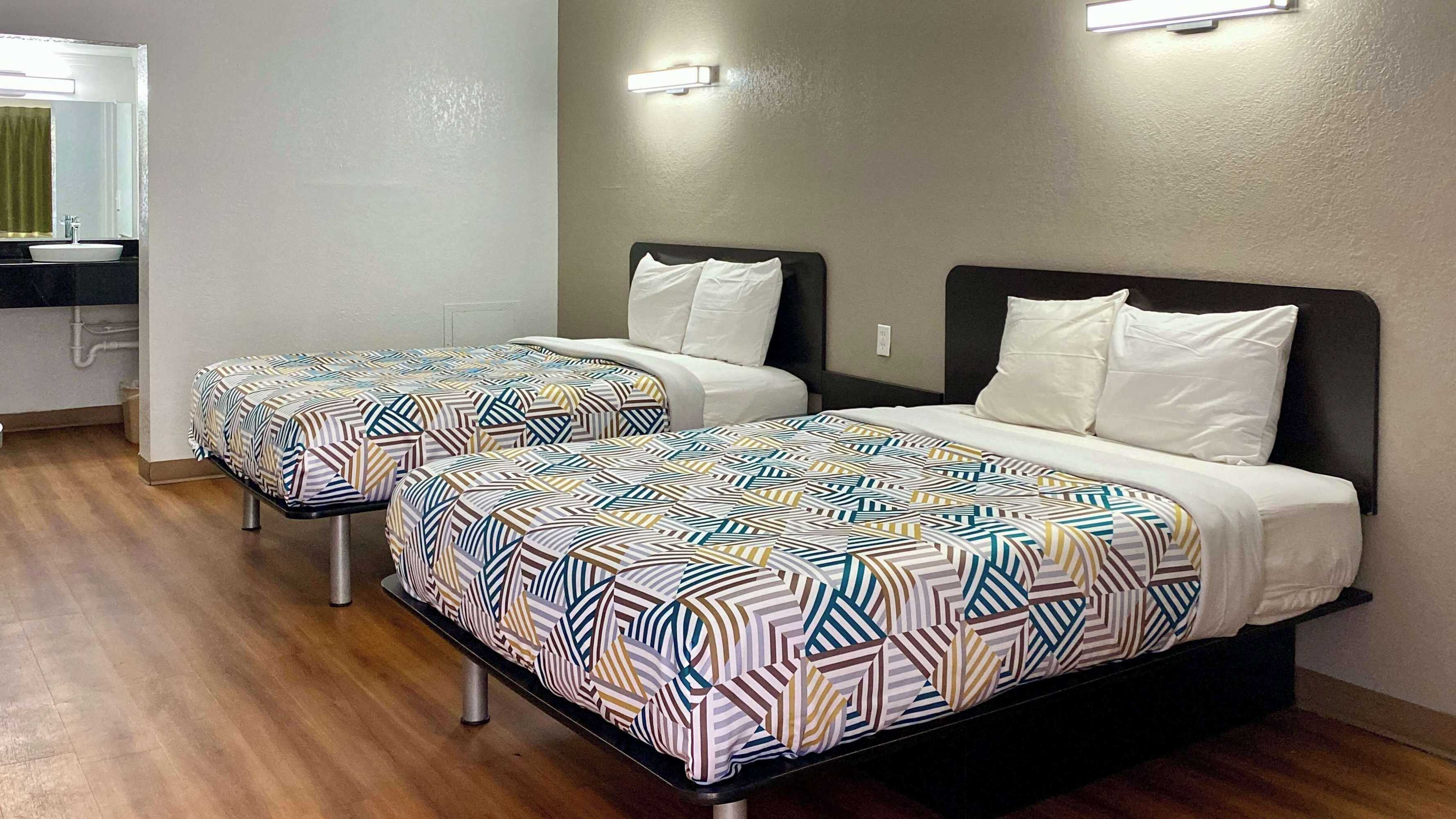 Gift card for Motel 6 Huntington, WV