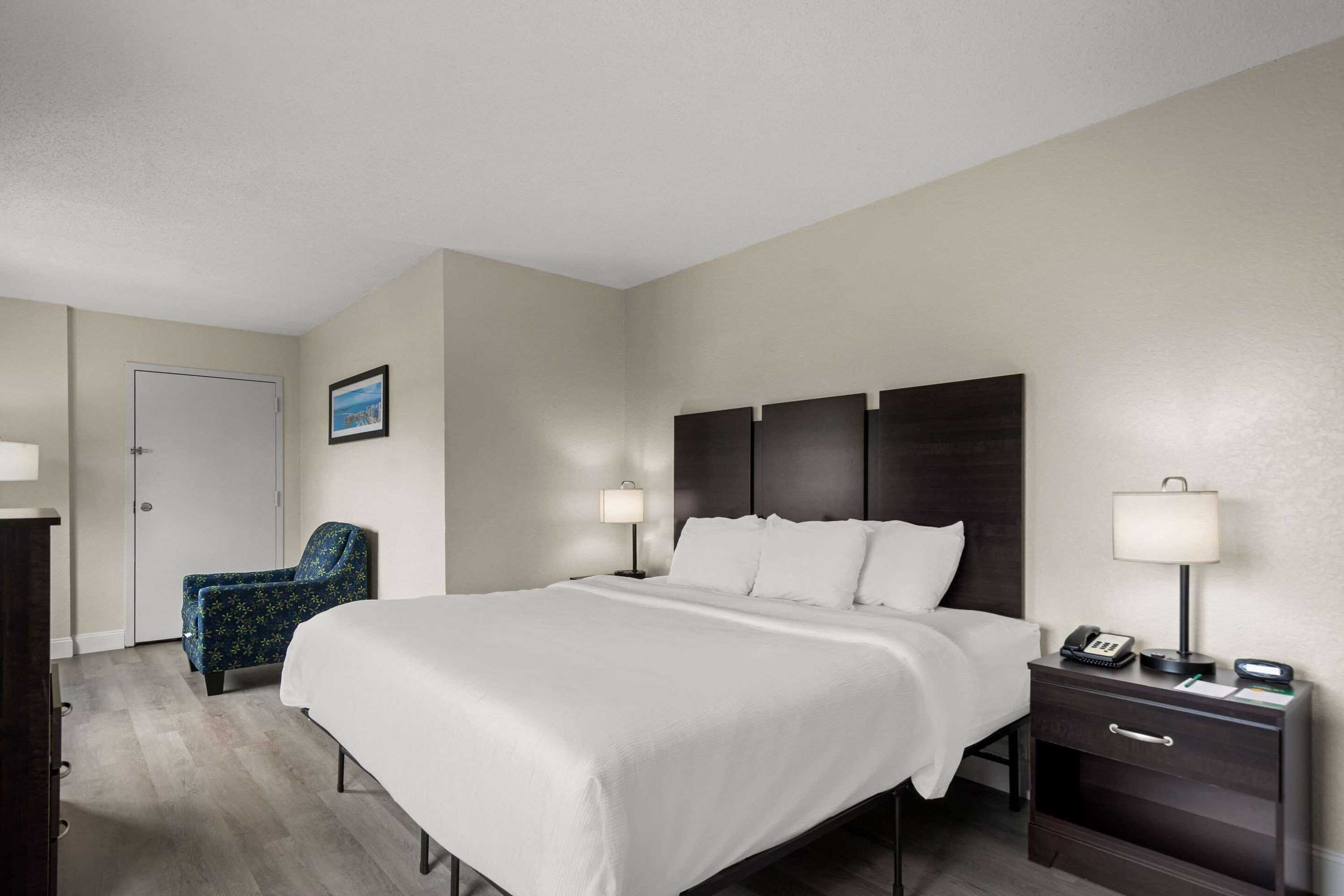 Gift card for Quality Inn - Near Serenoa Golf Club Gift card for Quality Inn - Near Serenoa Golf Club