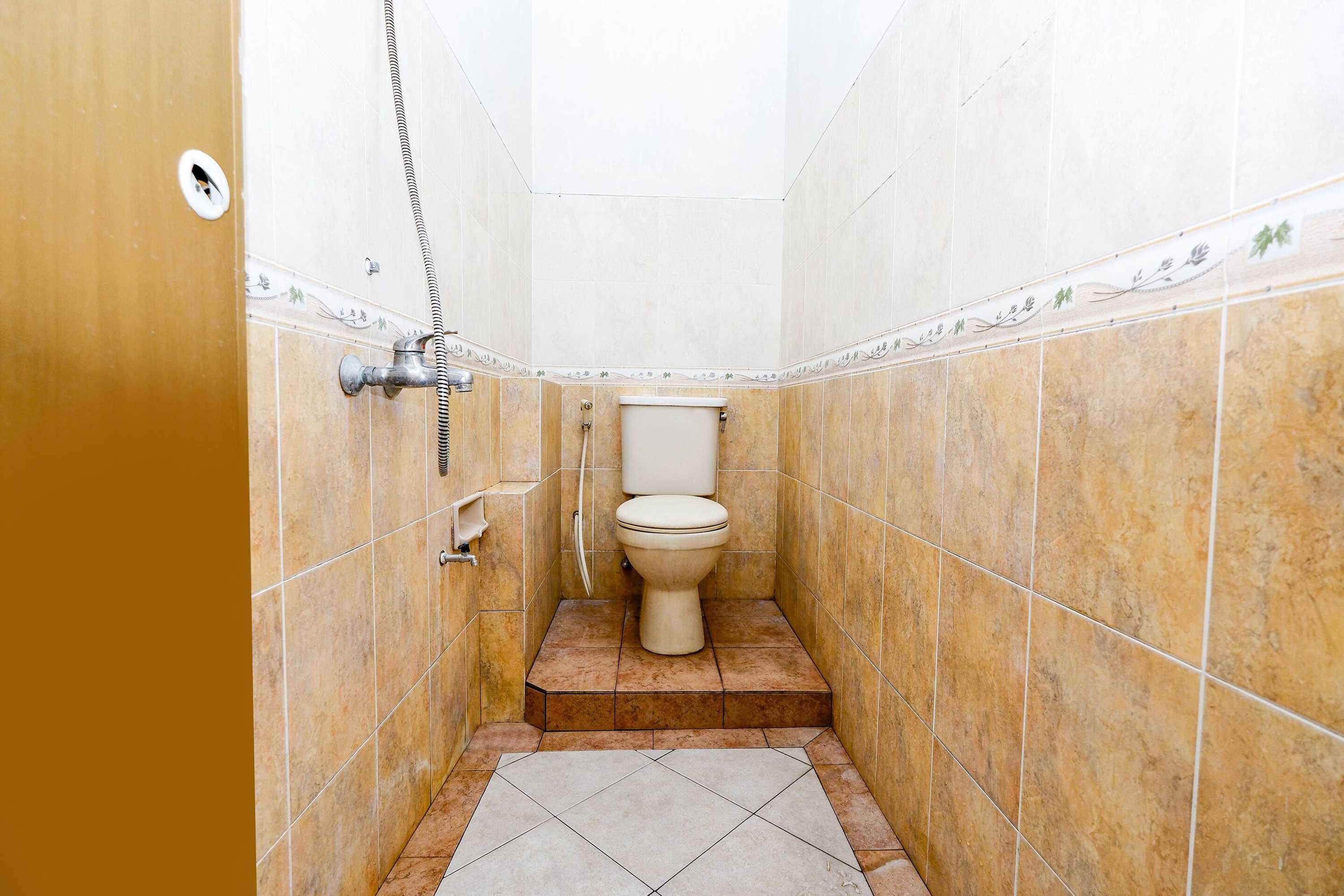 Gift card for Super Oyo 2436 Hotel Kencana