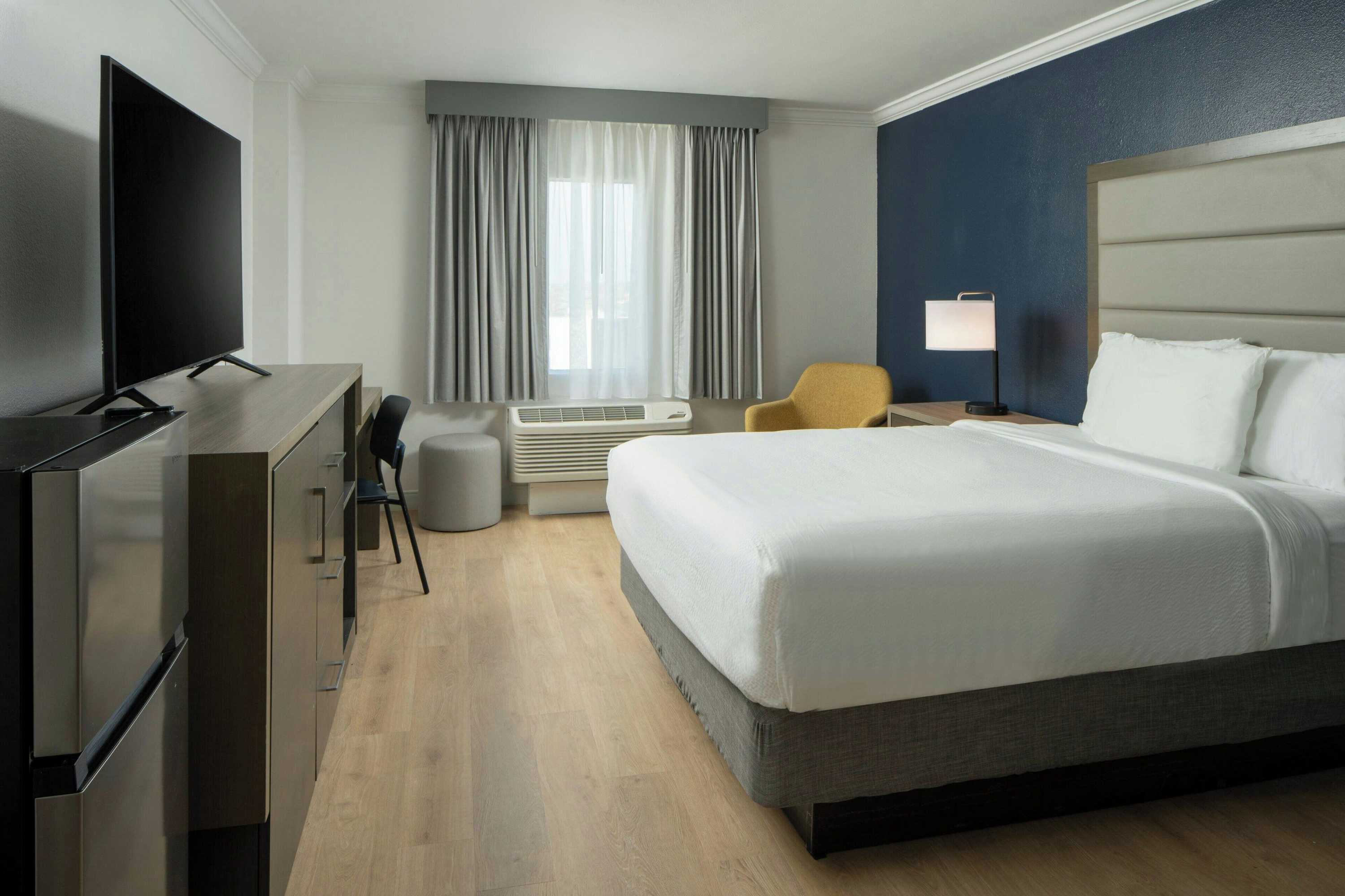 Gift card for City Express by Marriott New Orleans 1-10 Gift card for City Express by Marriott New Orleans 1-10