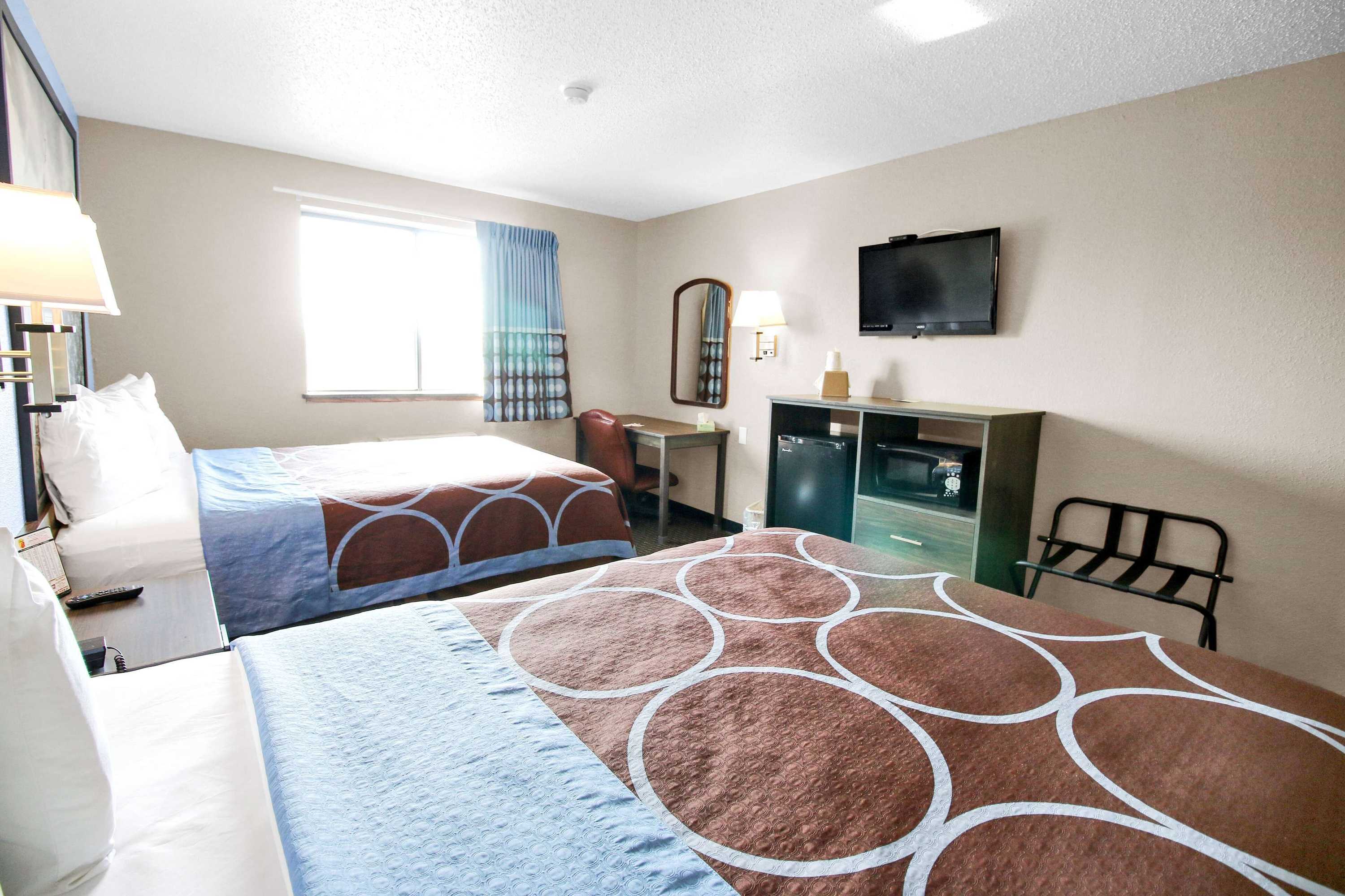 Gift card for Super 8 by Wyndham Kenosha/pleasant Prairie