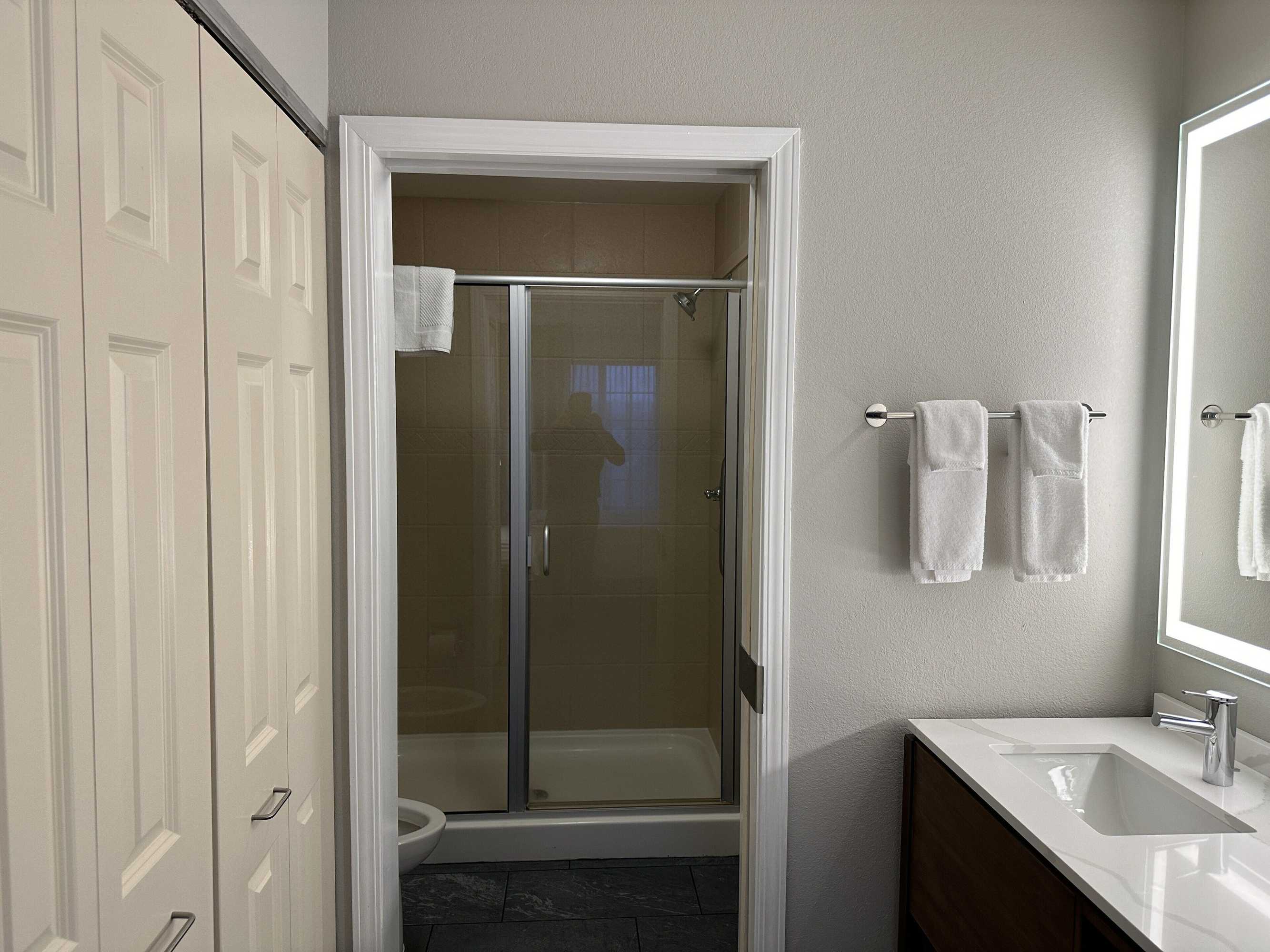 Gift card for Staybridge Suites Milwaukee West-Oconomowoc by Ihg Gift card for Staybridge Suites Milwaukee West-Oconomowoc by Ihg