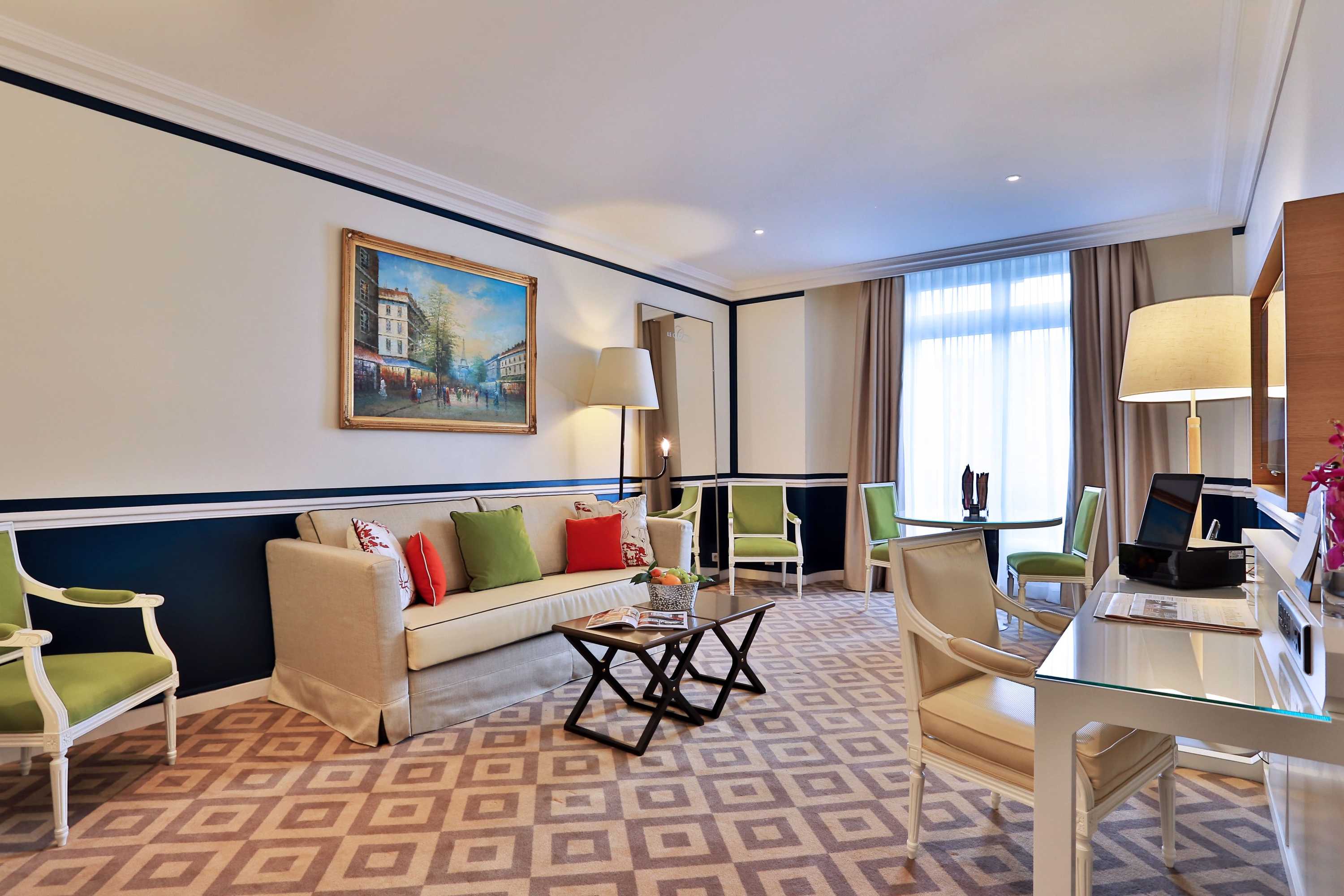 Gift card for Fraser Suites Le Claridge Champs-Elysées Gift card for Fraser Suites Le Claridge Champs-Elysées