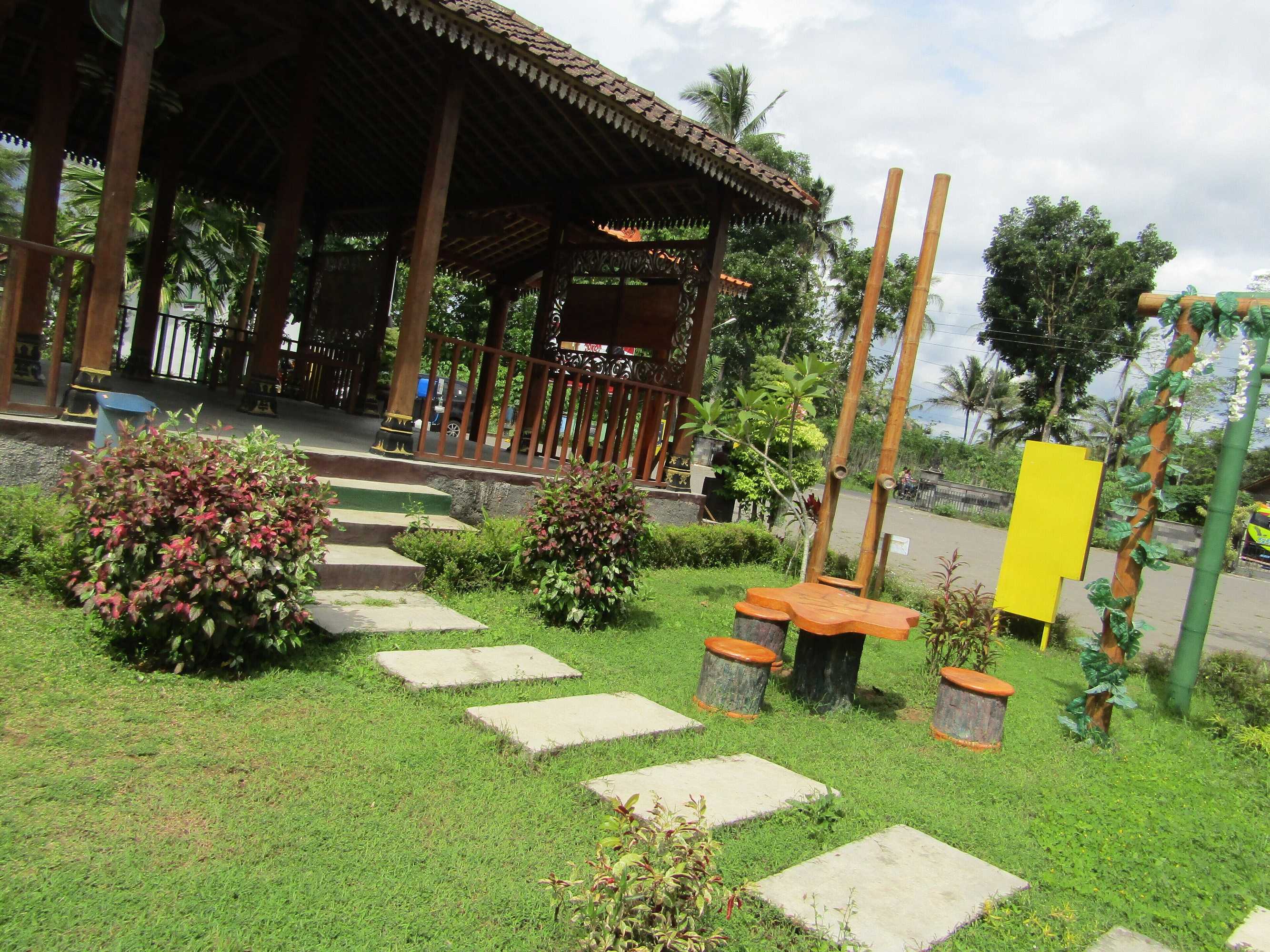 Gift card for Balkondes Bumiharjo (kampung Dolanan) Gift card for Balkondes Bumiharjo (kampung Dolanan)