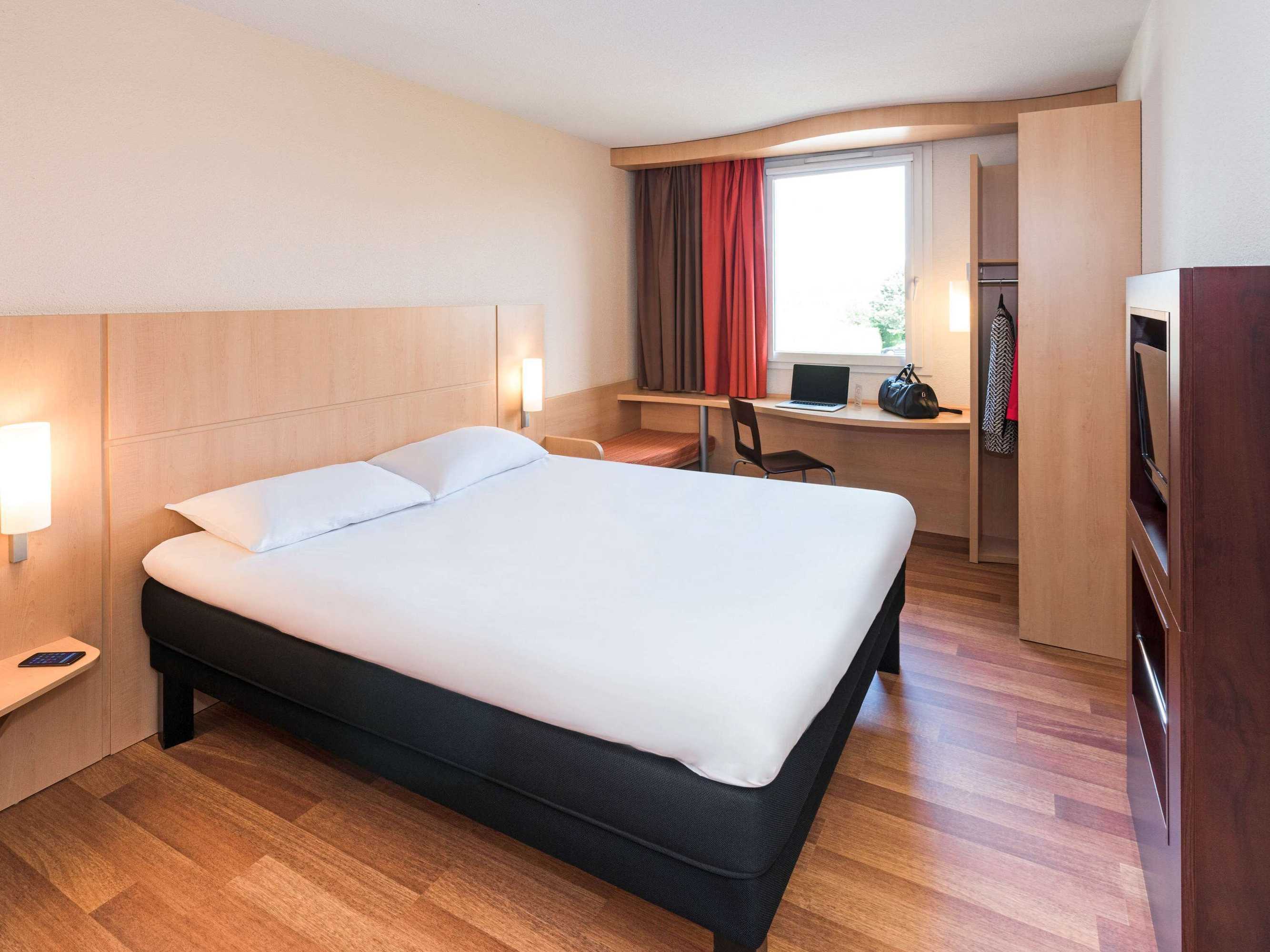 Gift card for Ibis Karlsruhe Hauptbahnhof Gift card for Ibis Karlsruhe Hauptbahnhof