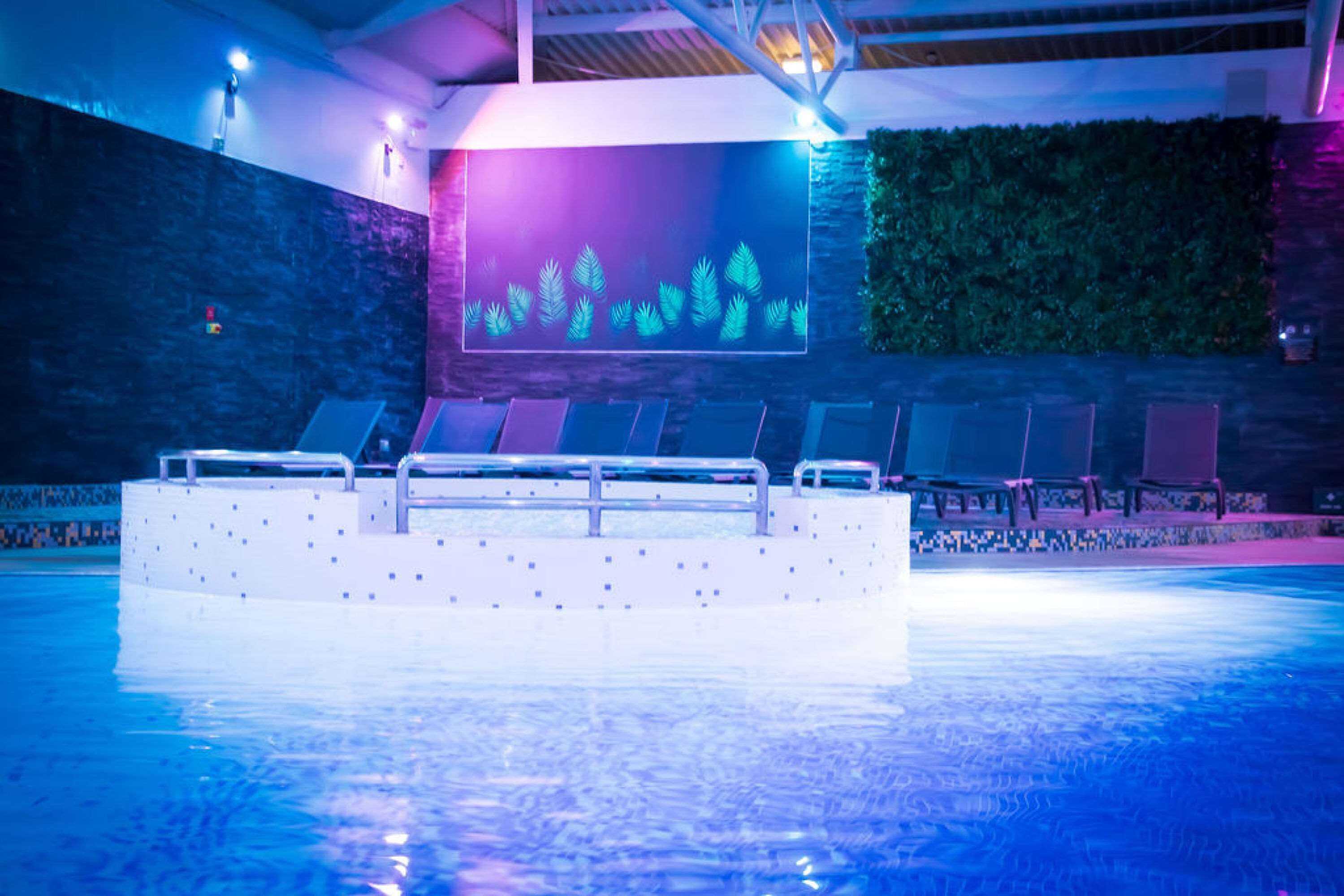 Gift card for Village Hotel Manchester Cheadle Gift card for Village Hotel Manchester Cheadle