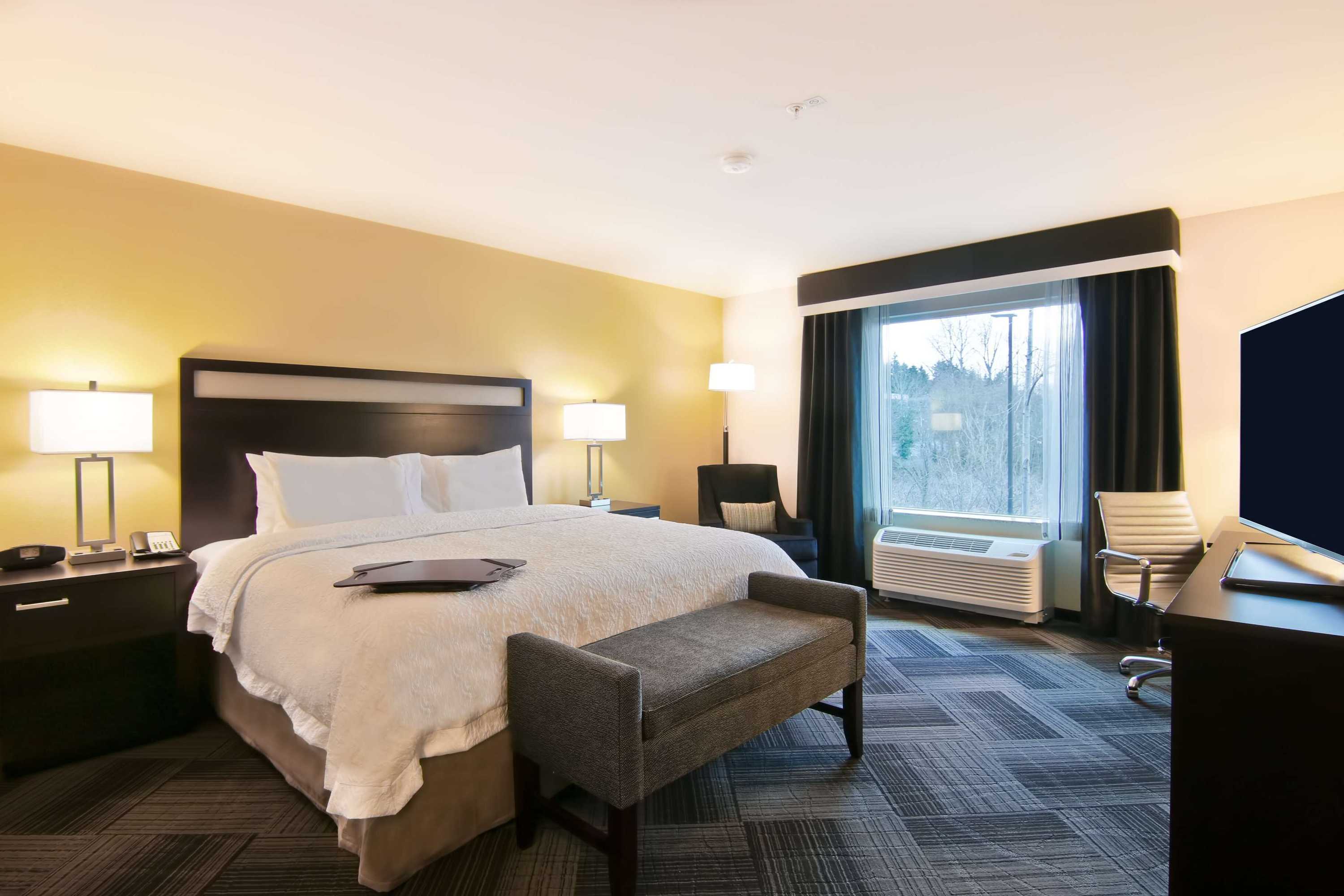 Gift card for Hampton Inn & Suites Bellevue Downtown-Seattle Gift card for Hampton Inn & Suites Bellevue Downtown-Seattle