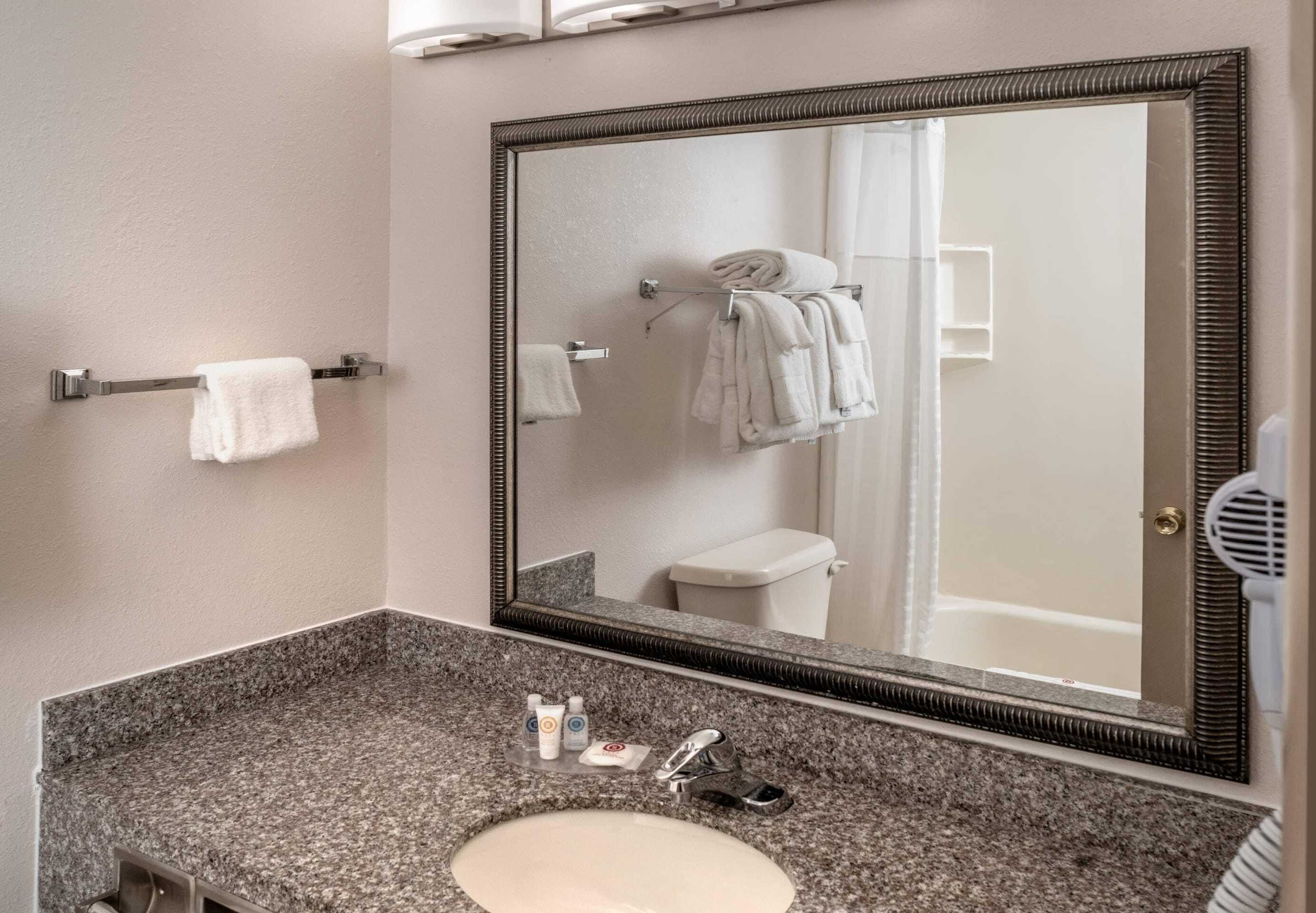 Gift card for Clarion Pointe Beckley